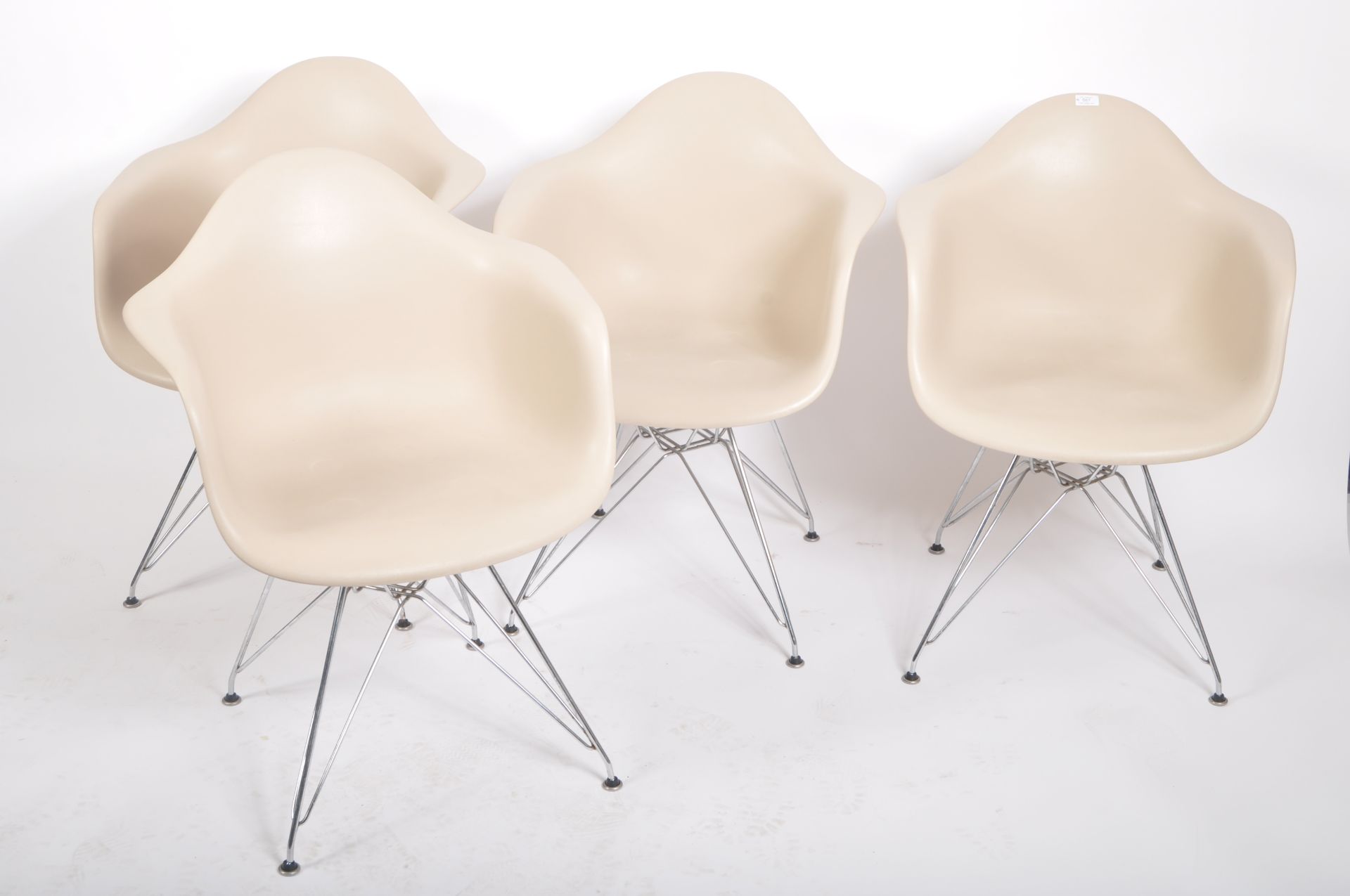 AFTER CHARLES & RAY EAMES - MODEL DAR - SET OF FOUR CHAIRS - Image 2 of 6