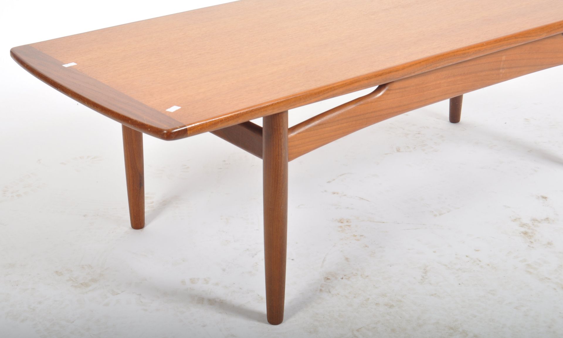 G-PLAN - MID CENTURY TEAK JOHN LONG COFFEE TABLE - Bild 2 aus 4