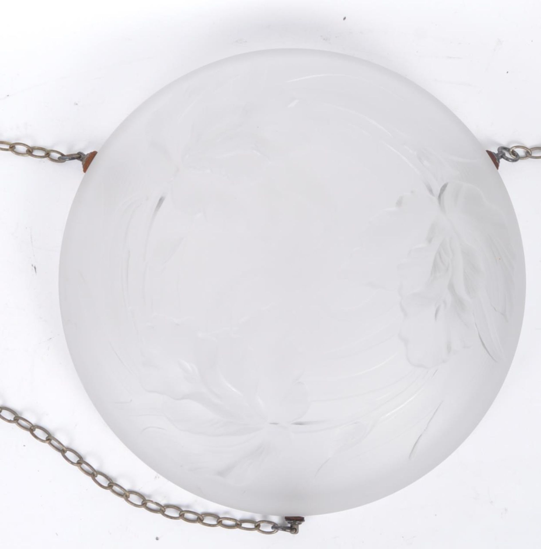 VINTAGE 20TH CENTURY FRENCH GLASS HANGING CEILING LIGHT - Image 5 of 9