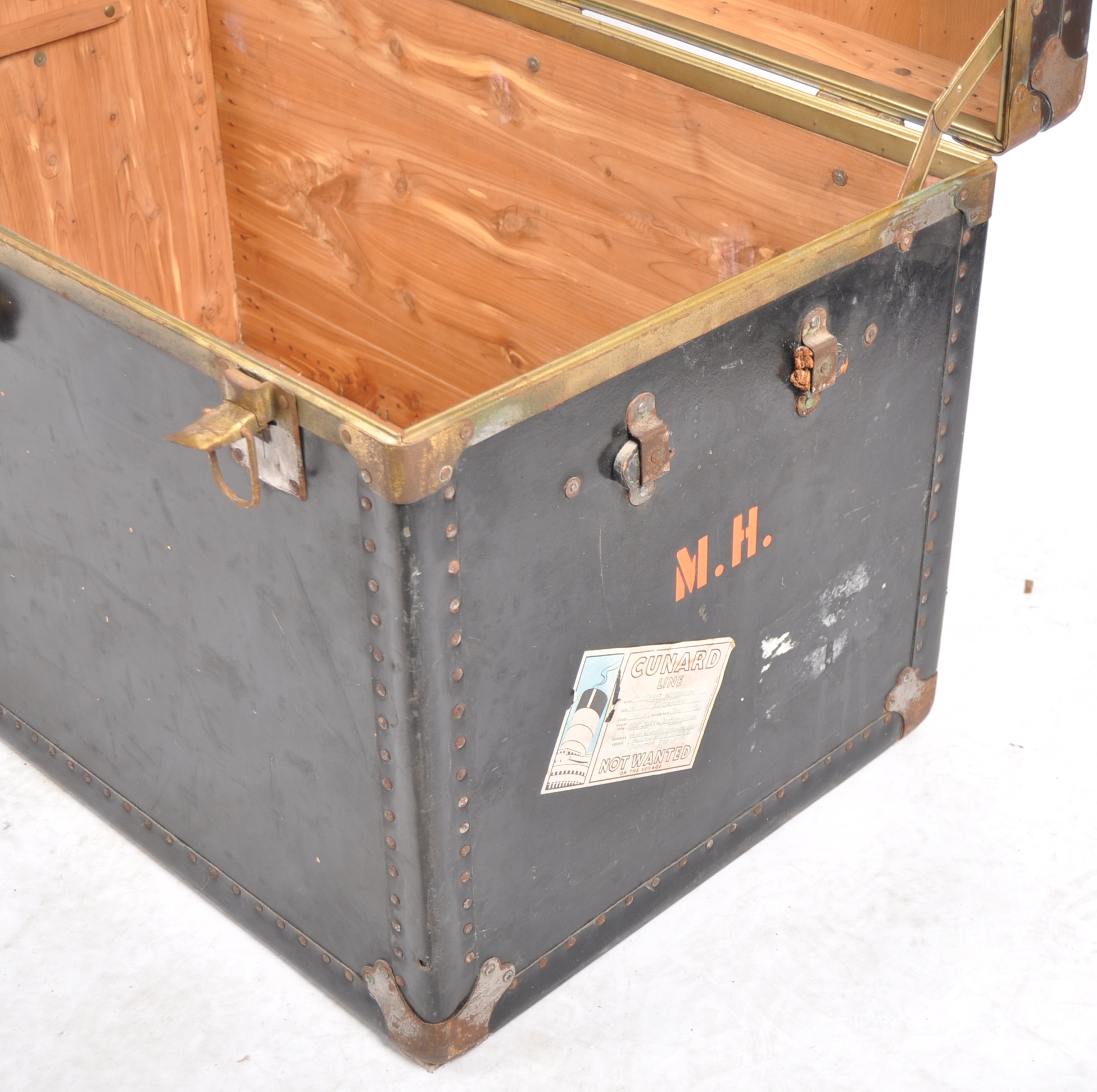 PAIR OF 1920s METAL BOUND STEAMER TRUNK CHEST SIDE TABLES - Image 10 of 12