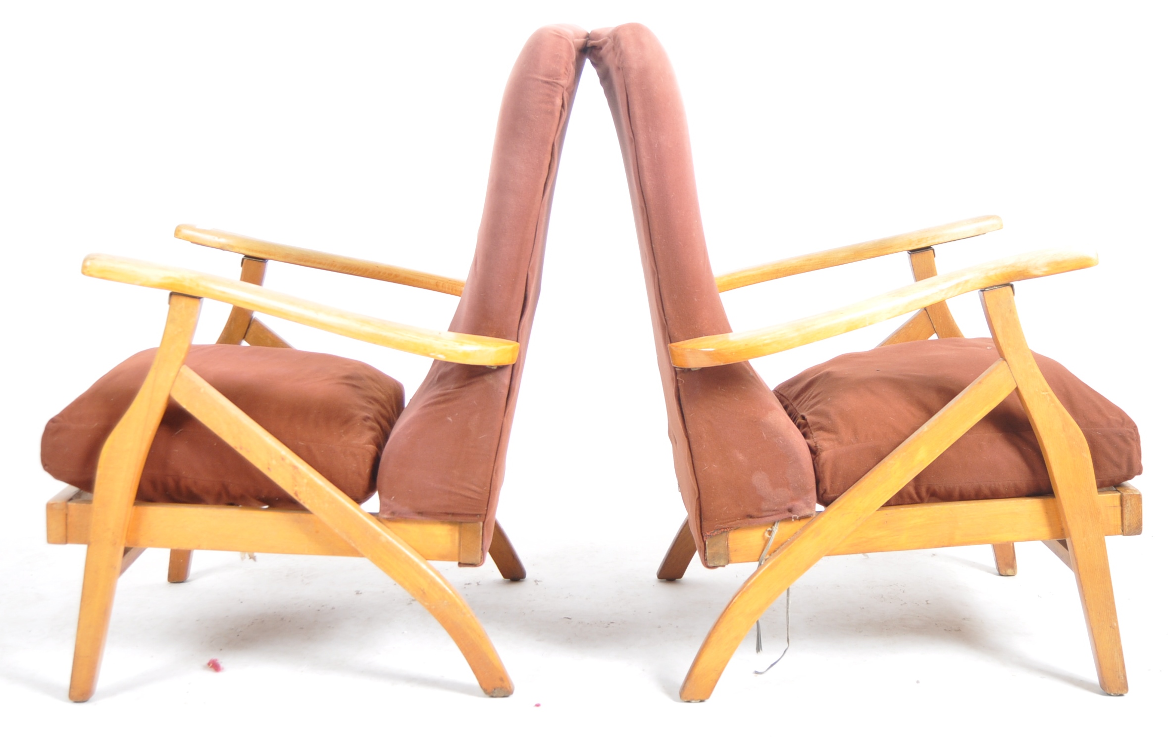 MATCHING PAIR OF VINTAGE OAK FRAMED ARMCHAIRS - Image 5 of 6