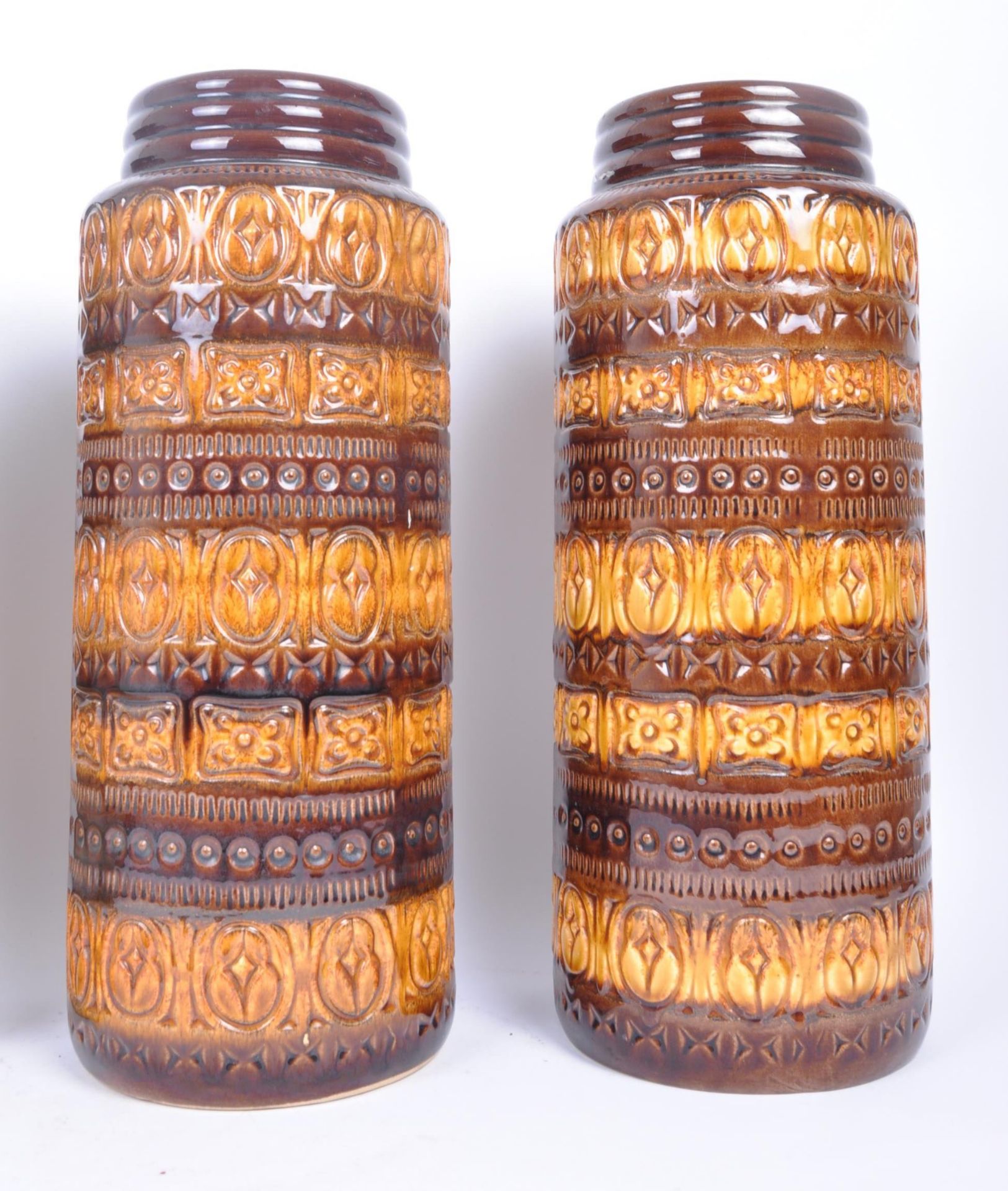 FOUR RETRO MID 20TH CENTURY WEST GERMAN POTTERY VASES - Image 2 of 5