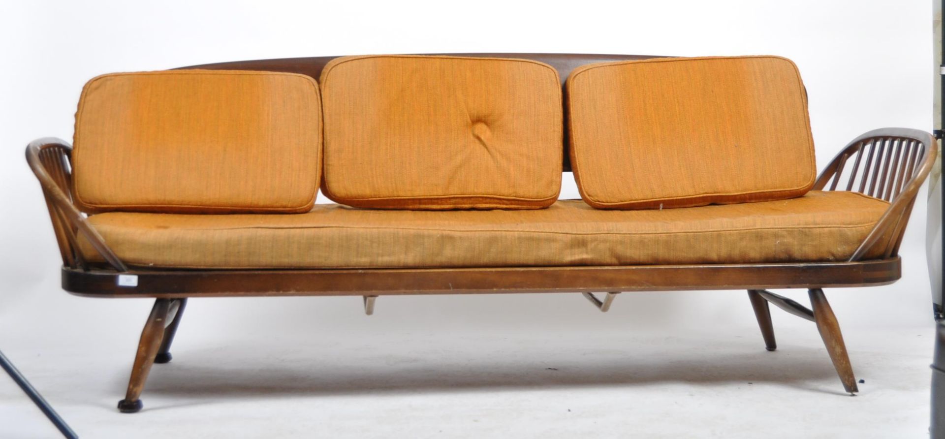 ERCOL - MODEL 355 - MID CENTURY STUDIO SOFA / DAYBED