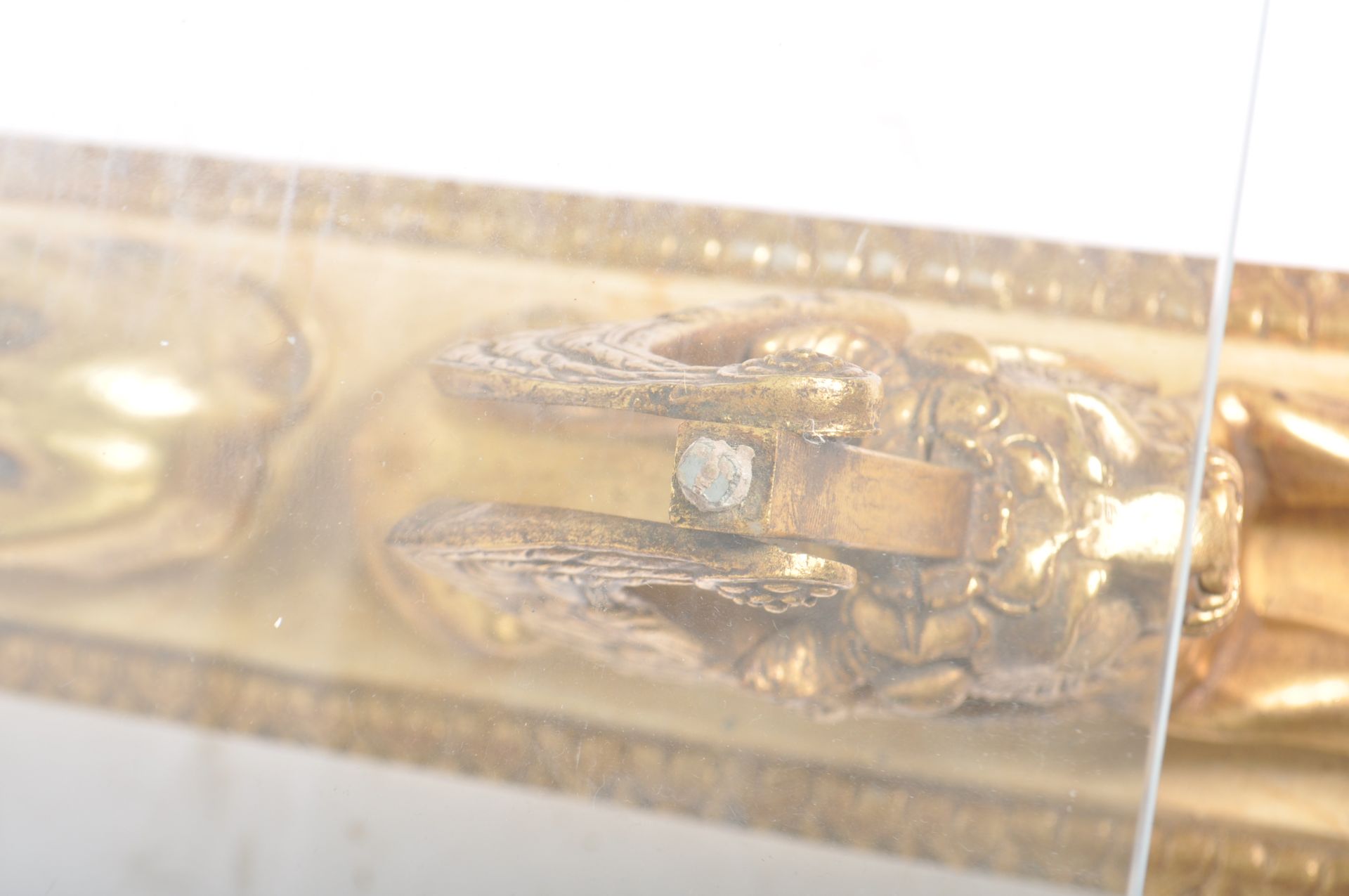 20TH CENTURY EGYPTIAN REVIVAL GILT COFFEE TABLE - Image 5 of 7