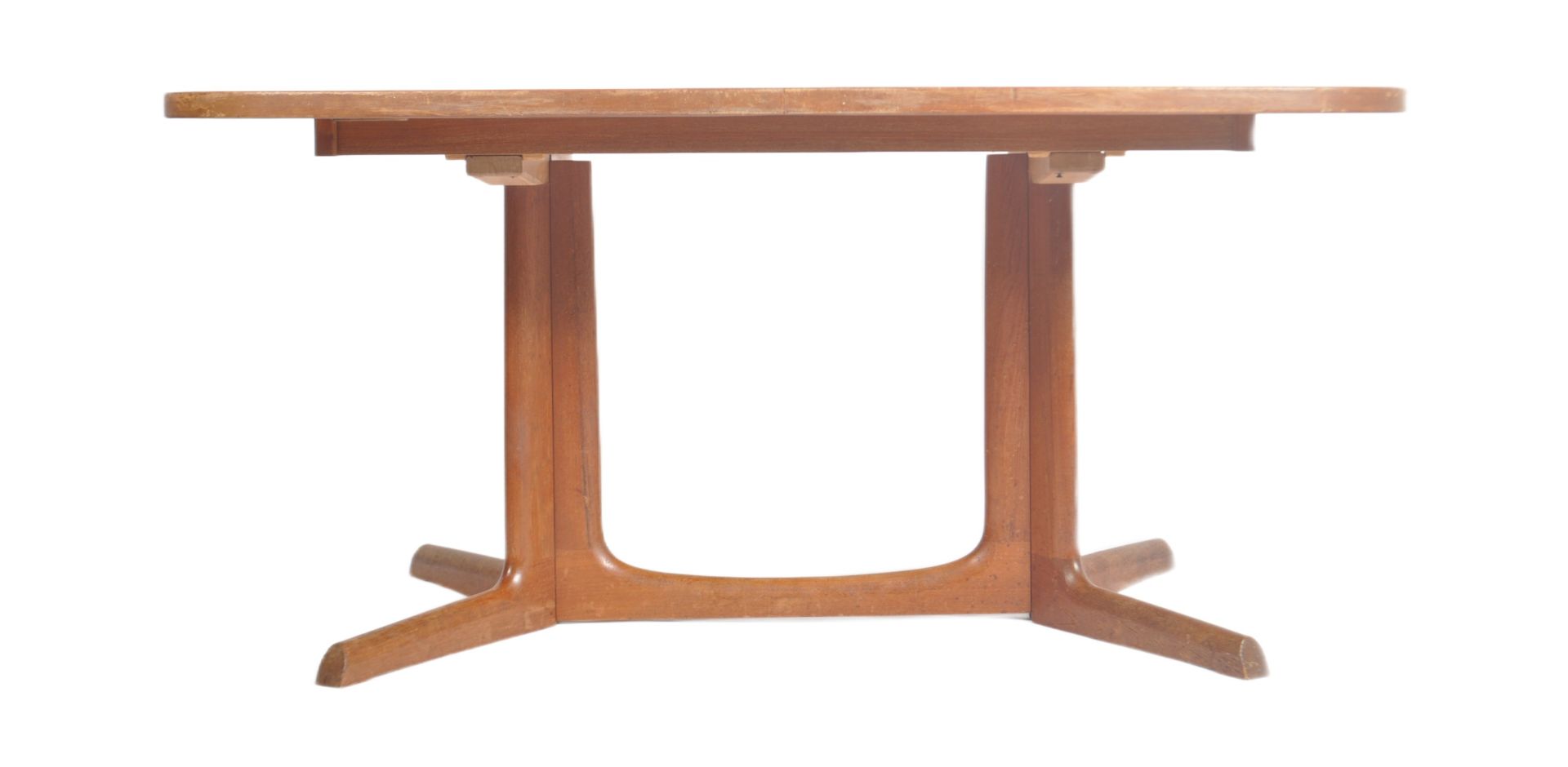 NIELS MOLLER - A RETRO MID CENTURY DANISH TEAK DINING TABLE