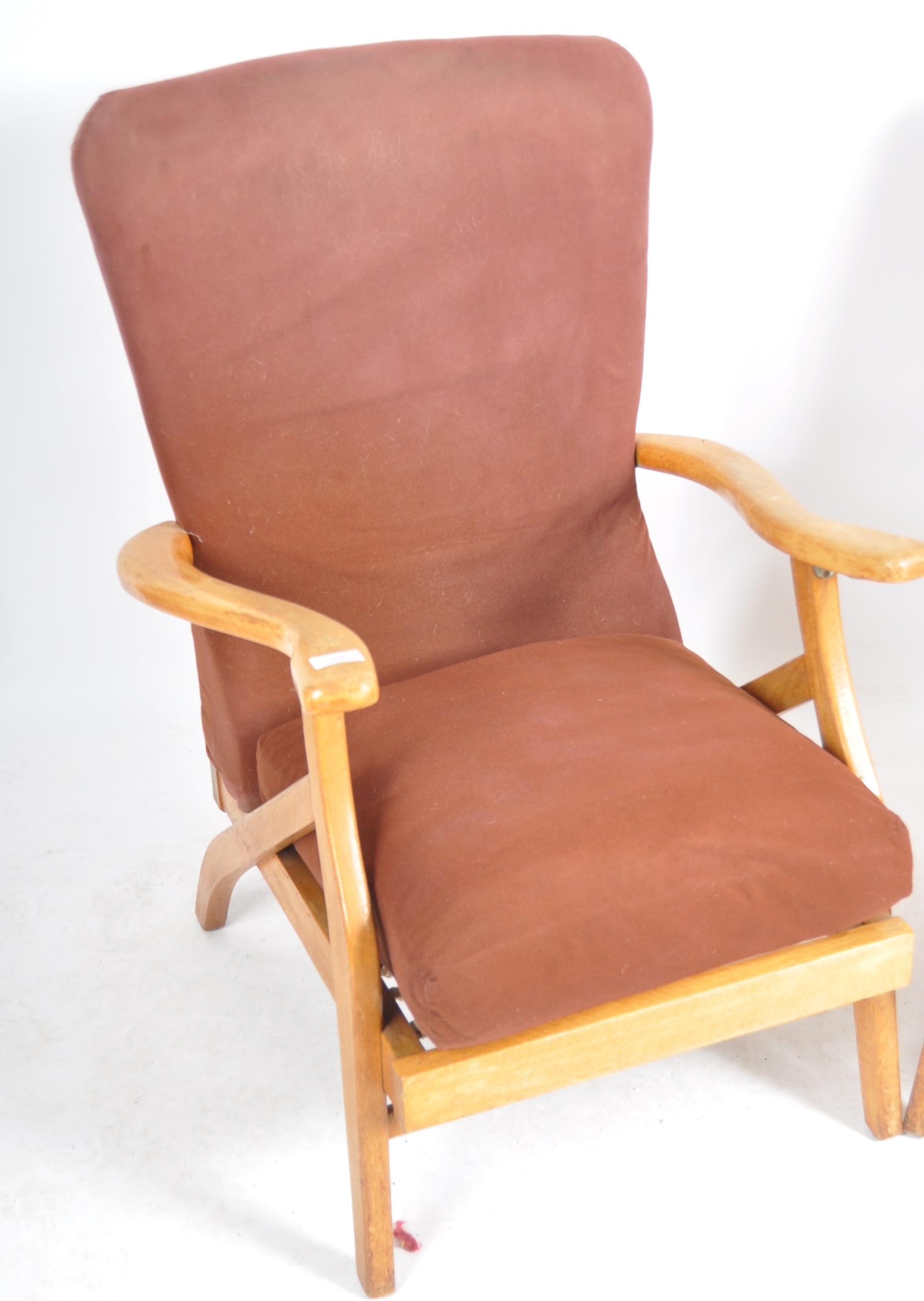 MATCHING PAIR OF VINTAGE OAK FRAMED ARMCHAIRS - Image 4 of 6