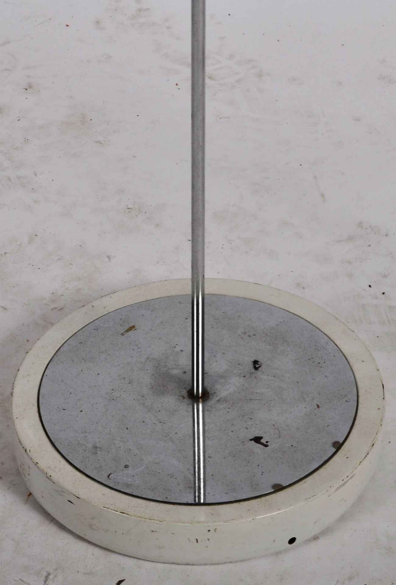 1970s FLOOR STANDING ADJUSTABLE TWIN SPOT LAMP LIGHT - Image 3 of 5