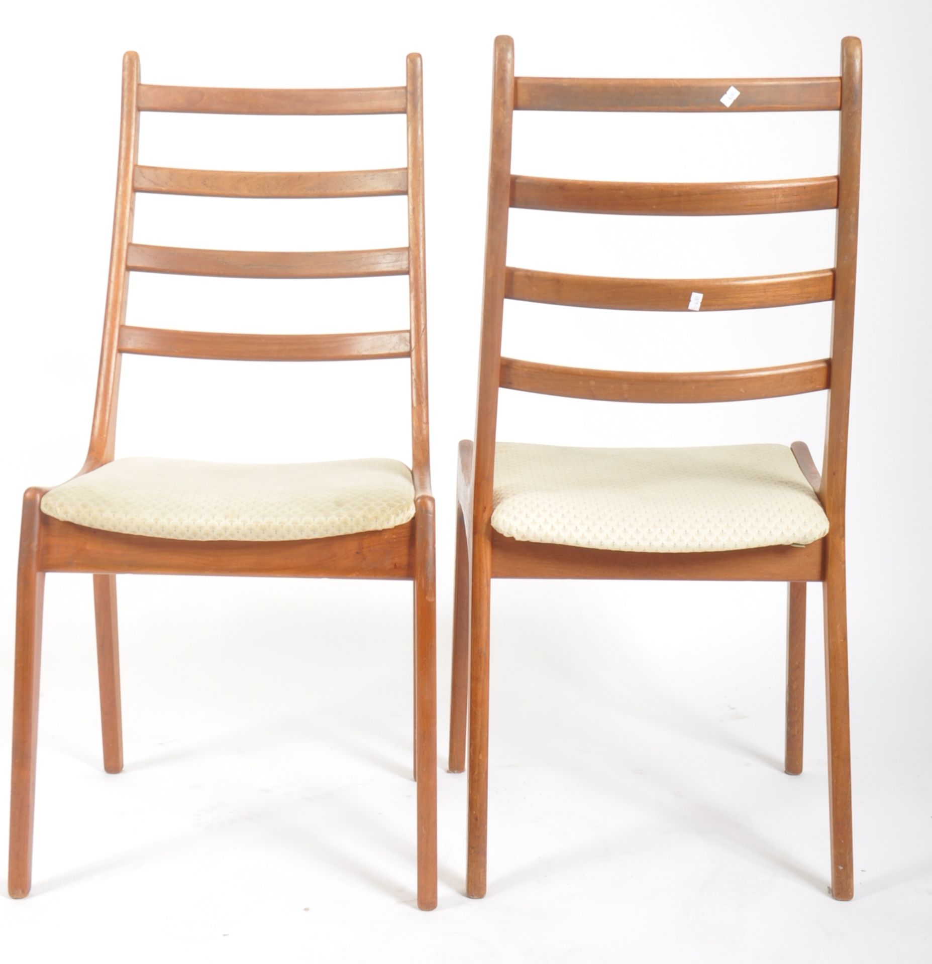 K.S. MOBLER - MATCHING SET OF FOUR DANISH TEAK CHAIRS - Image 5 of 6