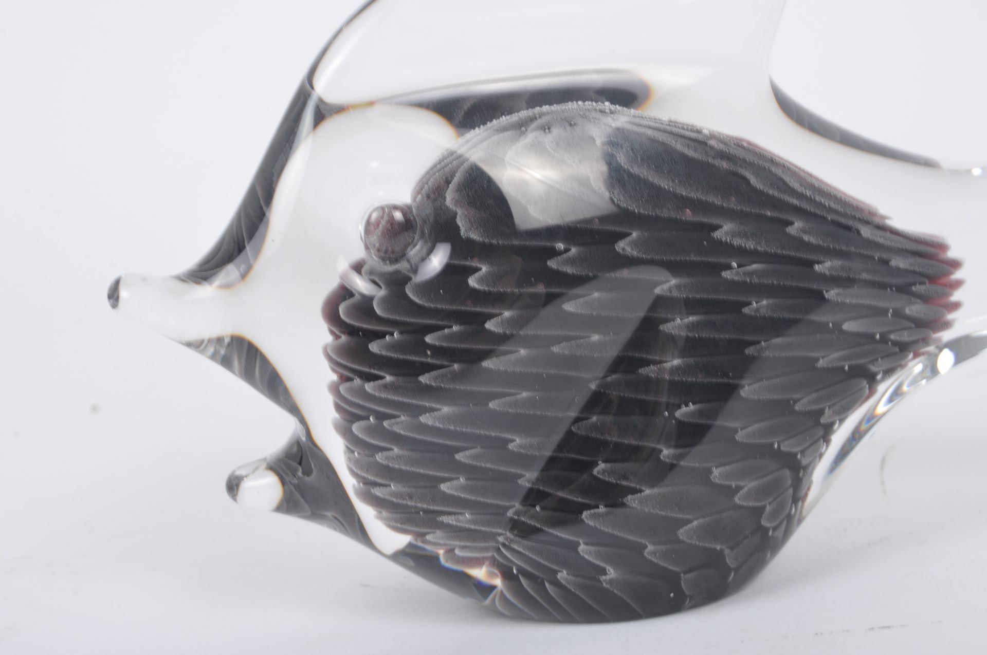 PAIR OF VINTAGE SWEDISH MARCOLIN BROS X FM RONNEBY GLASS FISH - Image 3 of 8