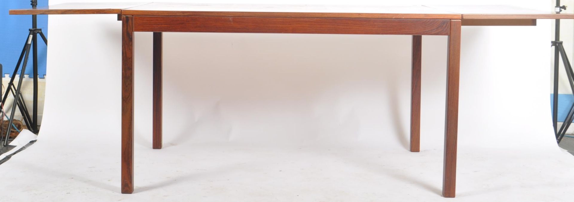 KAI WINDING - LARGE MID CENTURY DANISH TEAK EXTENDING DINING TABLE - Bild 5 aus 7