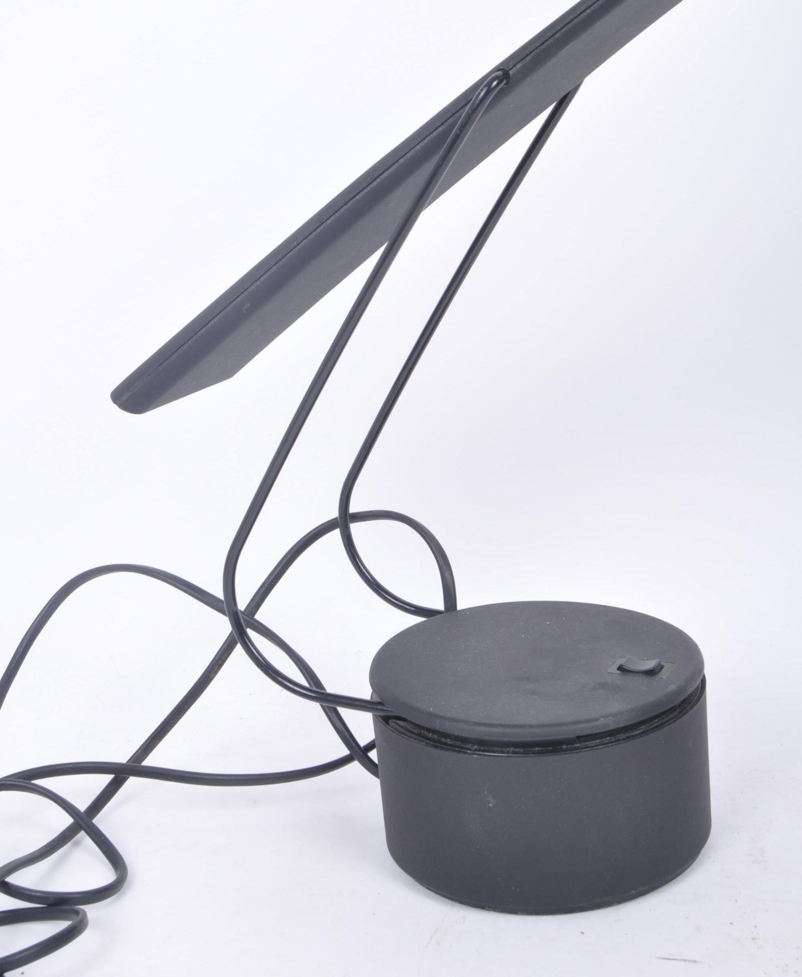 PAF STUDIO - DOVE ITALIAN MODERNIST JET BLACK DESK LAMP - Image 3 of 6