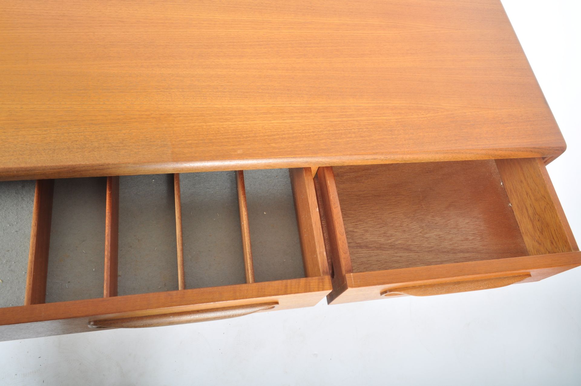 G-PLAN - FRESCO RANGE - MID CENTURY TEAK SIDEBOARD - Image 4 of 10