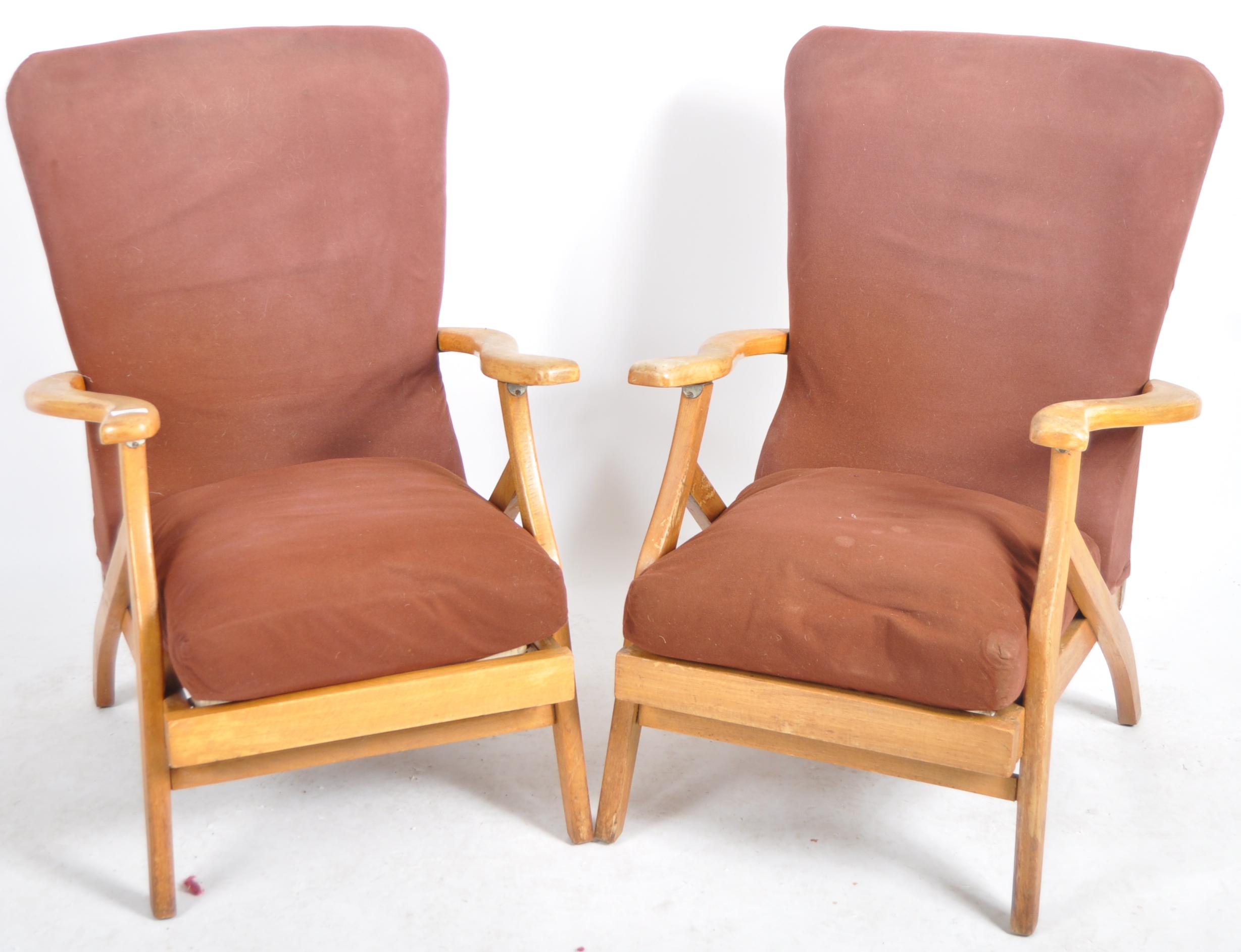 MATCHING PAIR OF VINTAGE OAK FRAMED ARMCHAIRS - Image 2 of 6