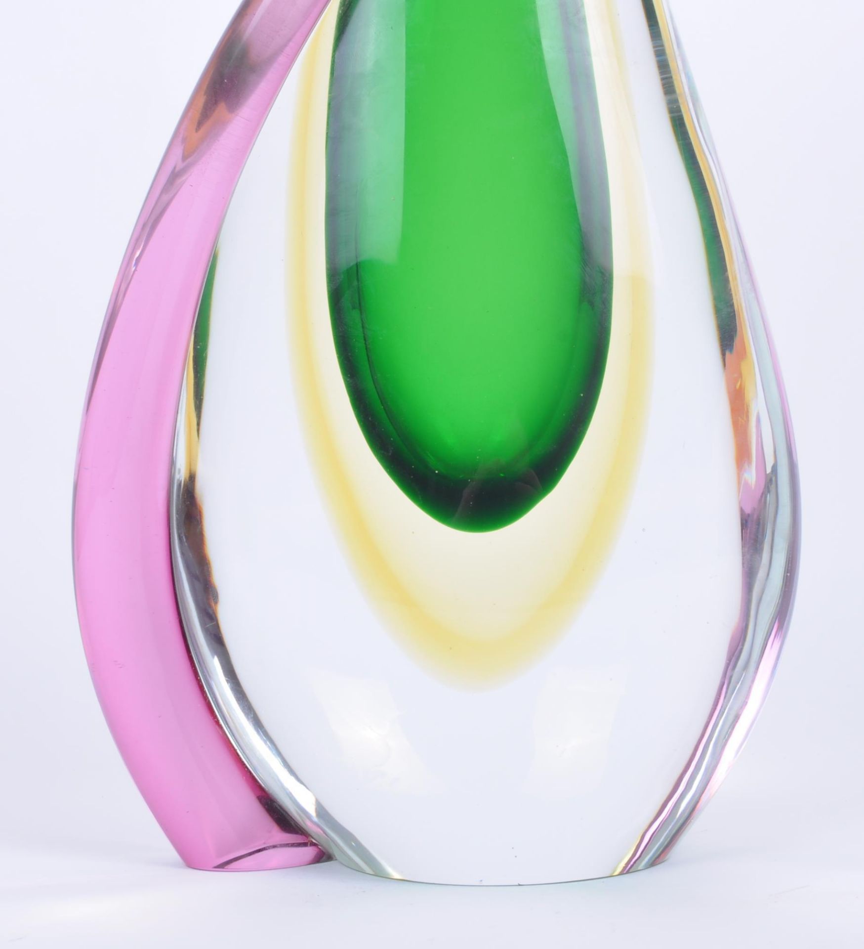 MURANO - FORMIA RANGE - RETRO ITALIAN STUDIO ART GLASS VASE - Image 2 of 6