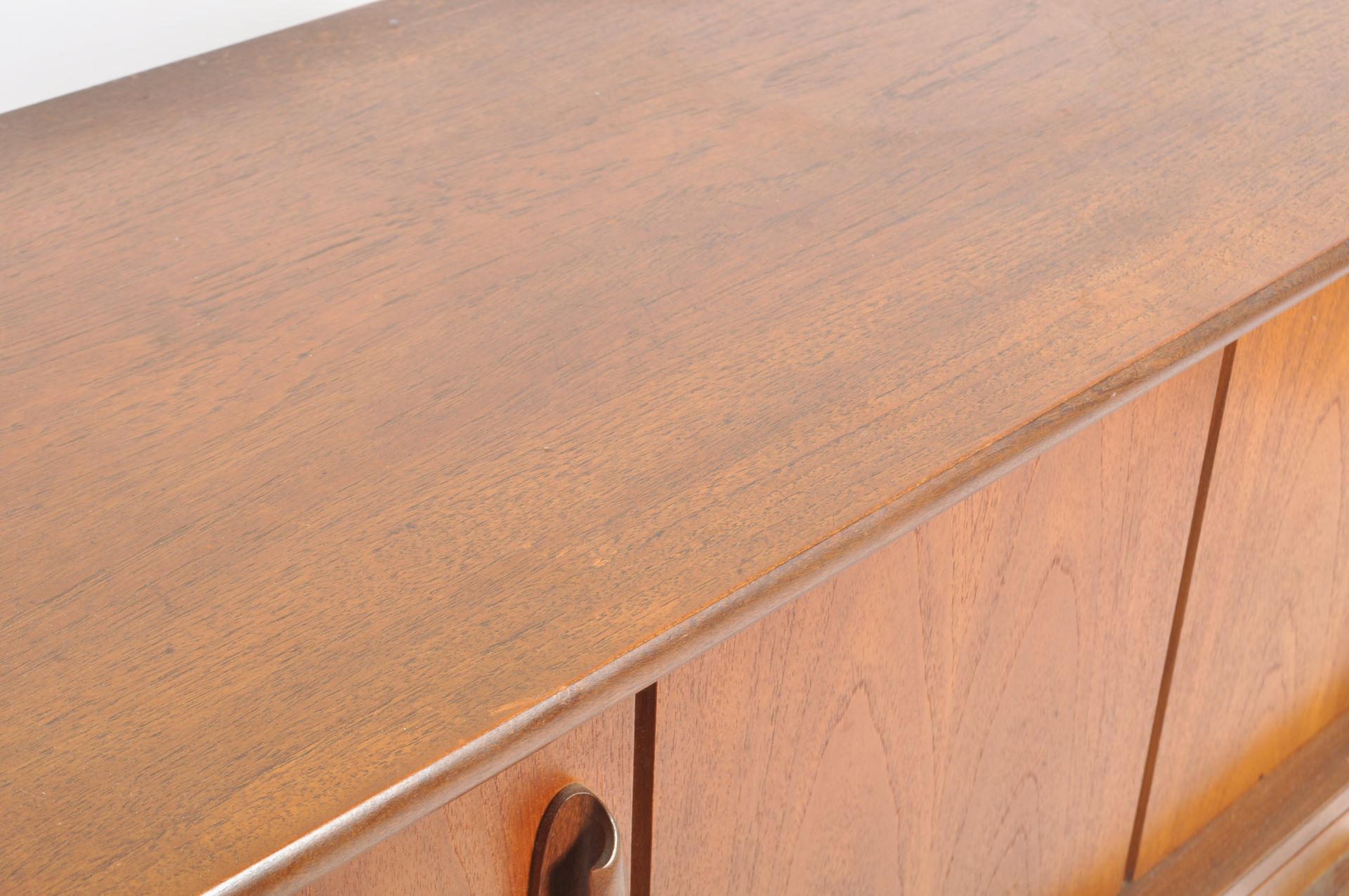 G-PLAN - BRASILIA RANGE - MID CENTURY TEAK SIDEBOARD - Image 3 of 11