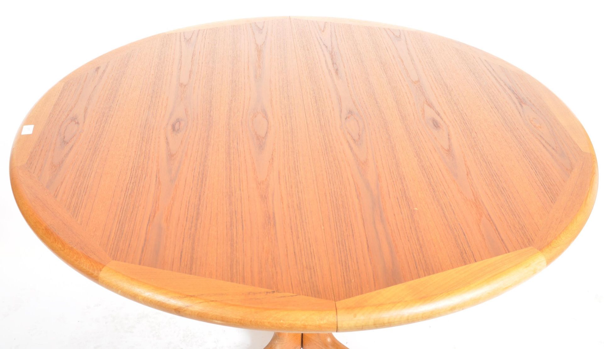 DYRLUND TEAK WOOD EXTENDING DINING TABLE - Image 2 of 4