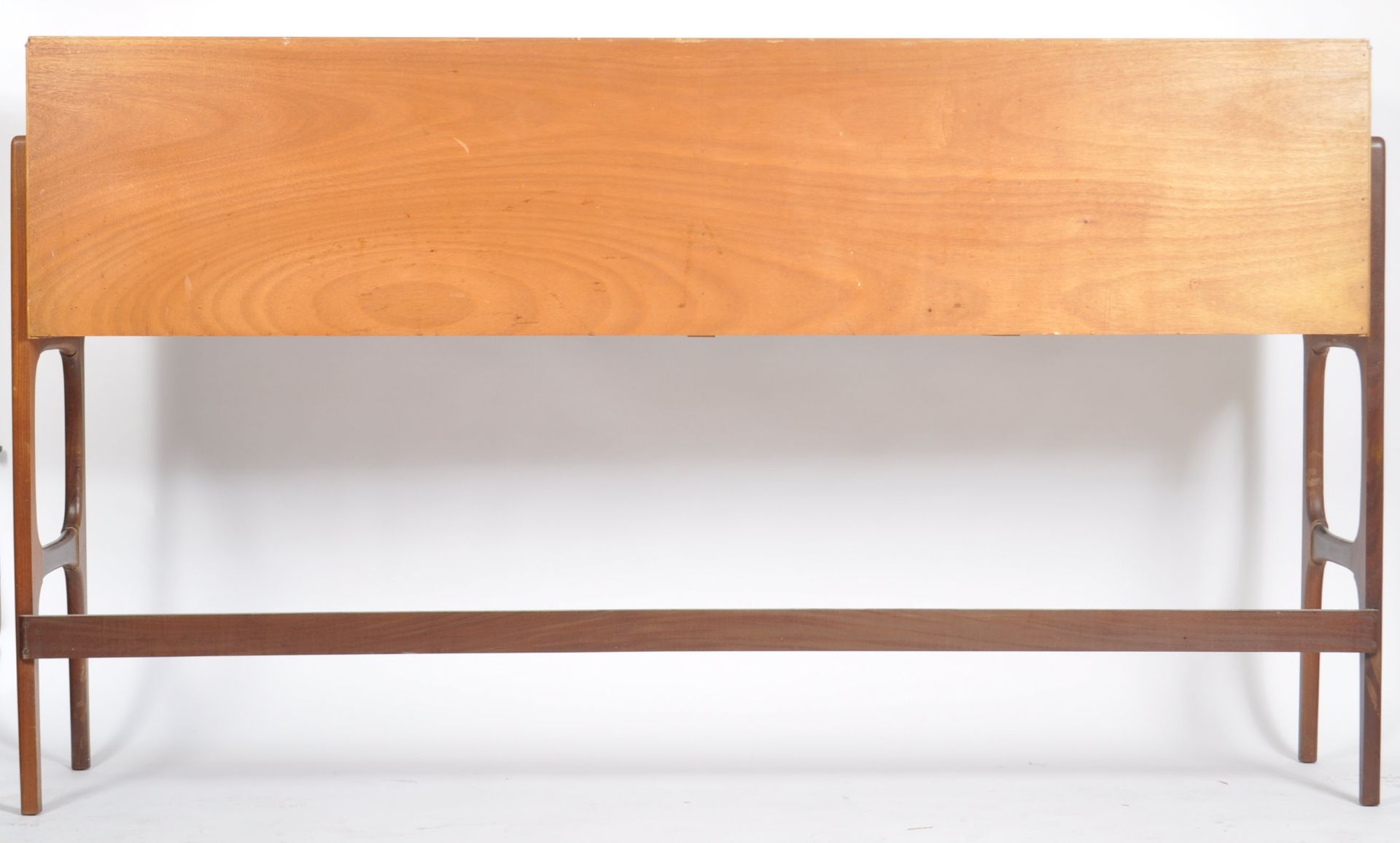 E.O.N - 1960s TEAK SIDEBOARD / HIGHBOARD SERVING CABINET - Image 10 of 10