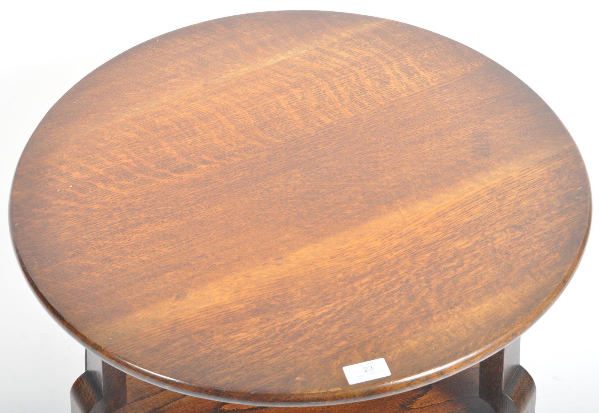 20TH CENTURY ART DECO OAK TWO TIER COFFEE TABLE - Bild 2 aus 4