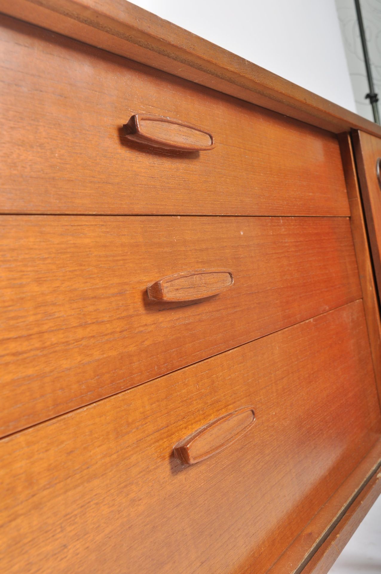 AVALON - DESIGNER MID CENTURY TEAK SIDEBOARD - Image 2 of 6