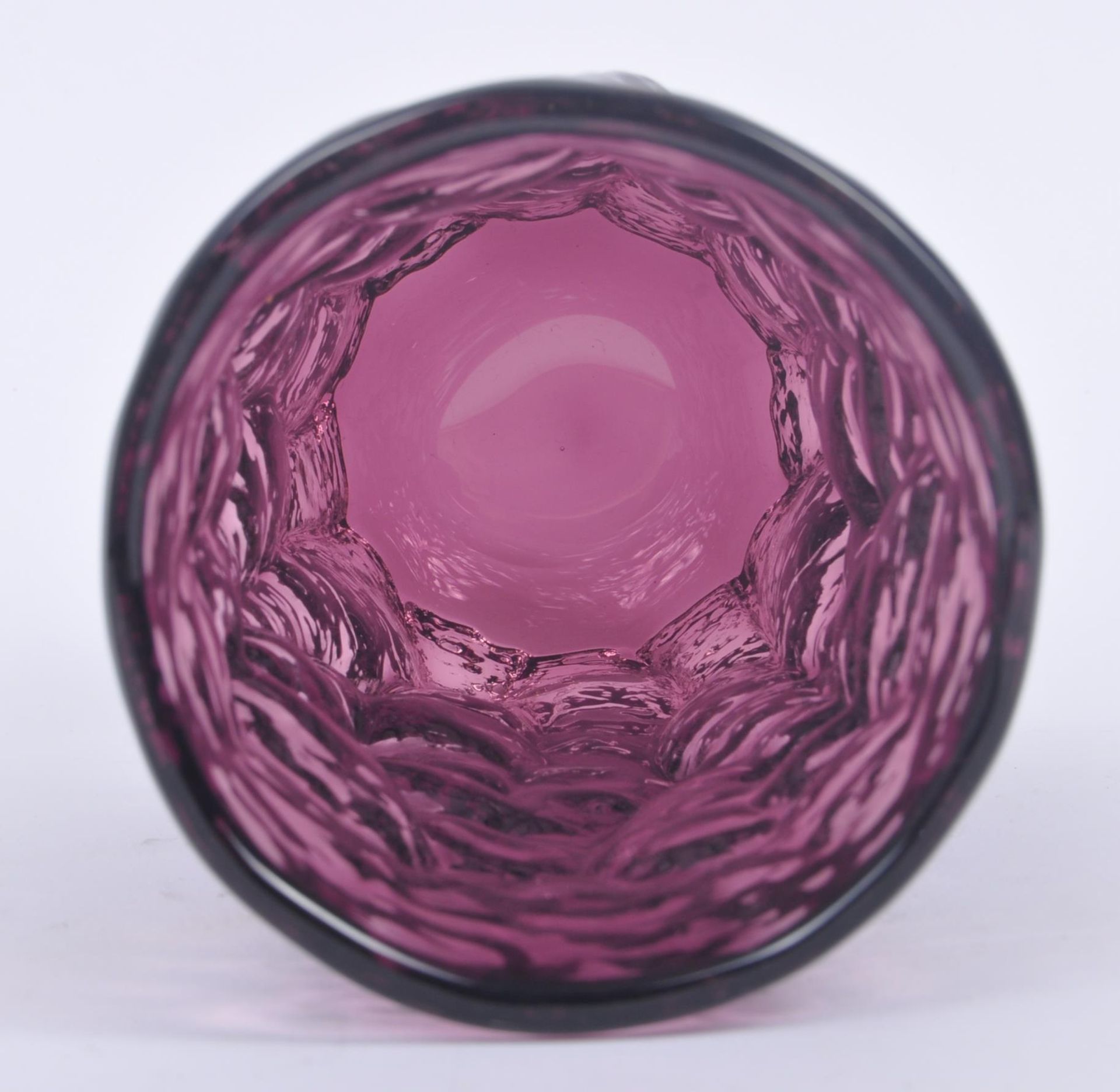 GEOFFREY BAXTER WHITEFRIARS AMETHYST BARK VASE - Image 3 of 5