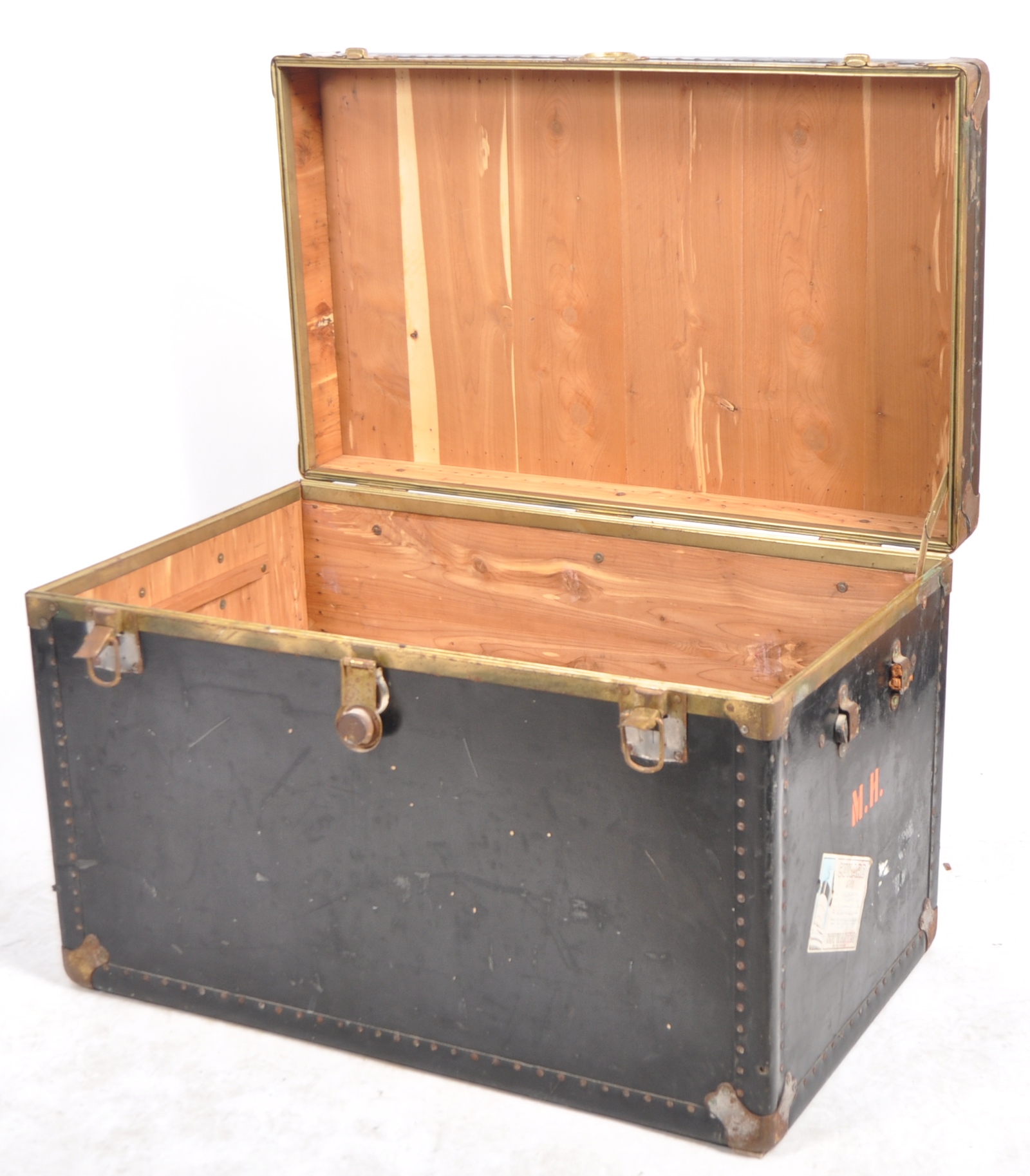 PAIR OF 1920s METAL BOUND STEAMER TRUNK CHEST SIDE TABLES - Image 8 of 12