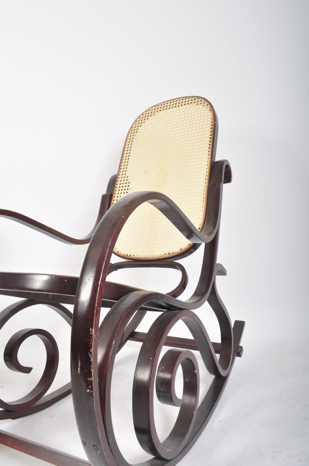 PAIR 20TH CENTURY THONET STYLE BENTWOOD ROCKING CHAIR - Image 2 of 6