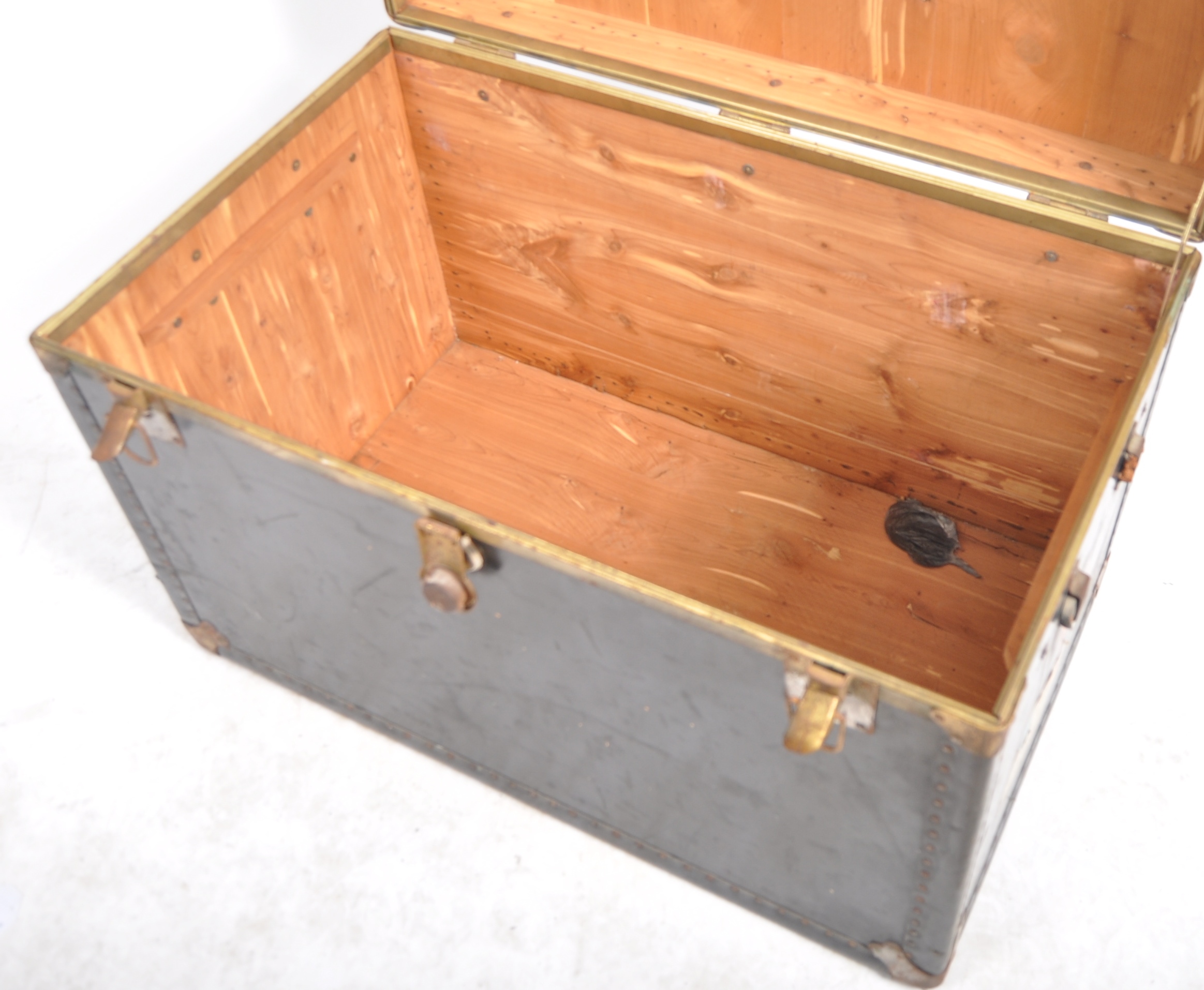 PAIR OF 1920s METAL BOUND STEAMER TRUNK CHEST SIDE TABLES - Image 9 of 12