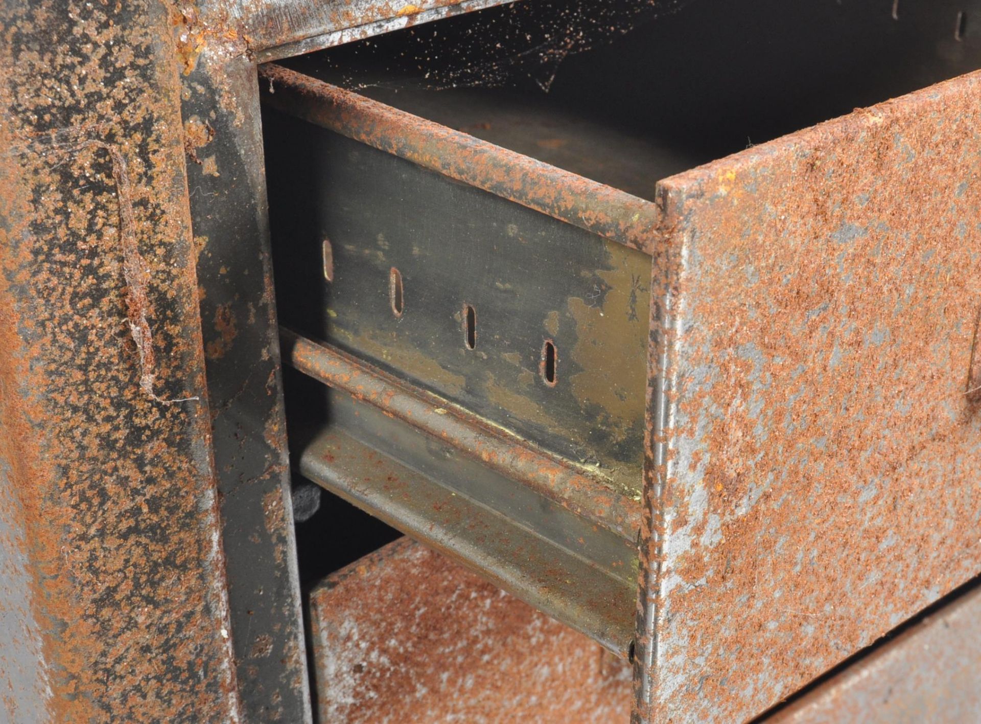 MID CENTURY INDUSTRIAL / FACTORY METAL DESK AND CHAIR - Image 3 of 8