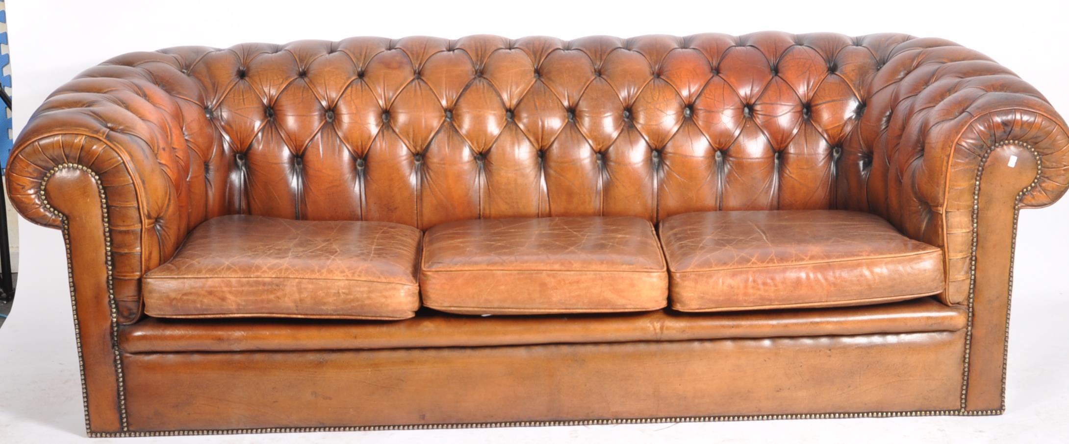 20TH CENTURY CHESTERFIELD THREE SEATER SOFA SETTEE - Image 2 of 10