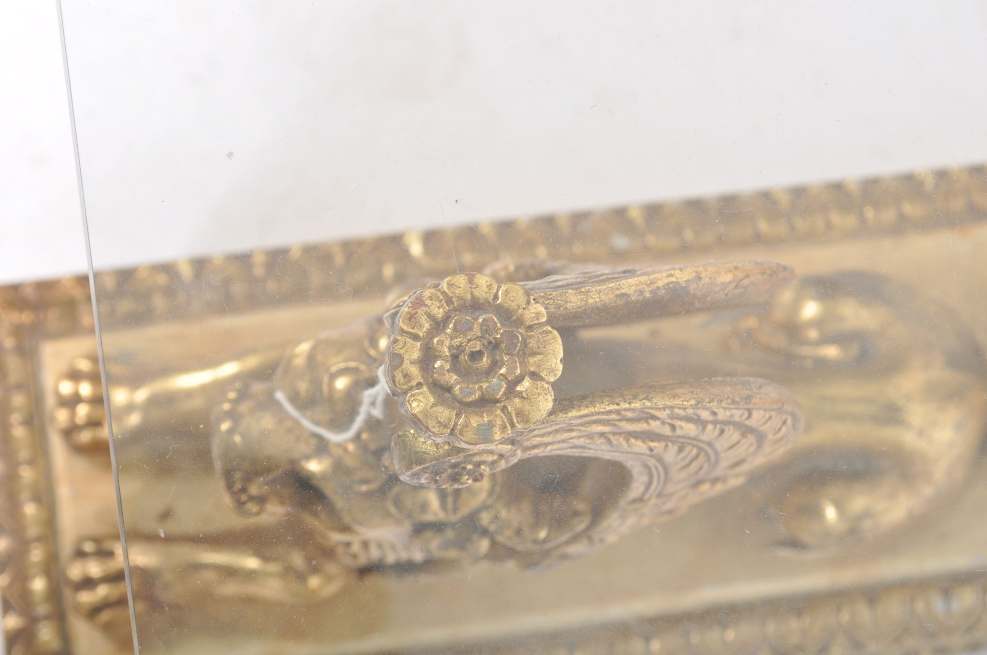 20TH CENTURY EGYPTIAN REVIVAL GILT COFFEE TABLE - Image 7 of 7