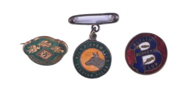 COLLECTION OF THREE 1930S BADGES - WHISKEY, BUTLINS ETC