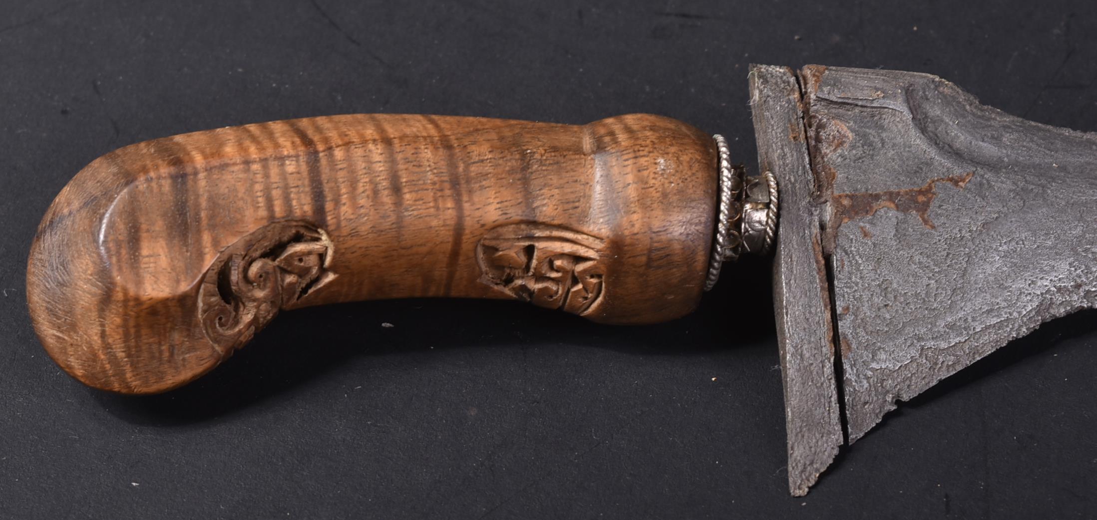 EARLY 20TH CENTURY MALAYAN KRIS DAGGER - Image 6 of 6