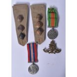 WWII SECOND WORLD WAR ROYAL ARTILLERY MEDAL PAIR & BADGES