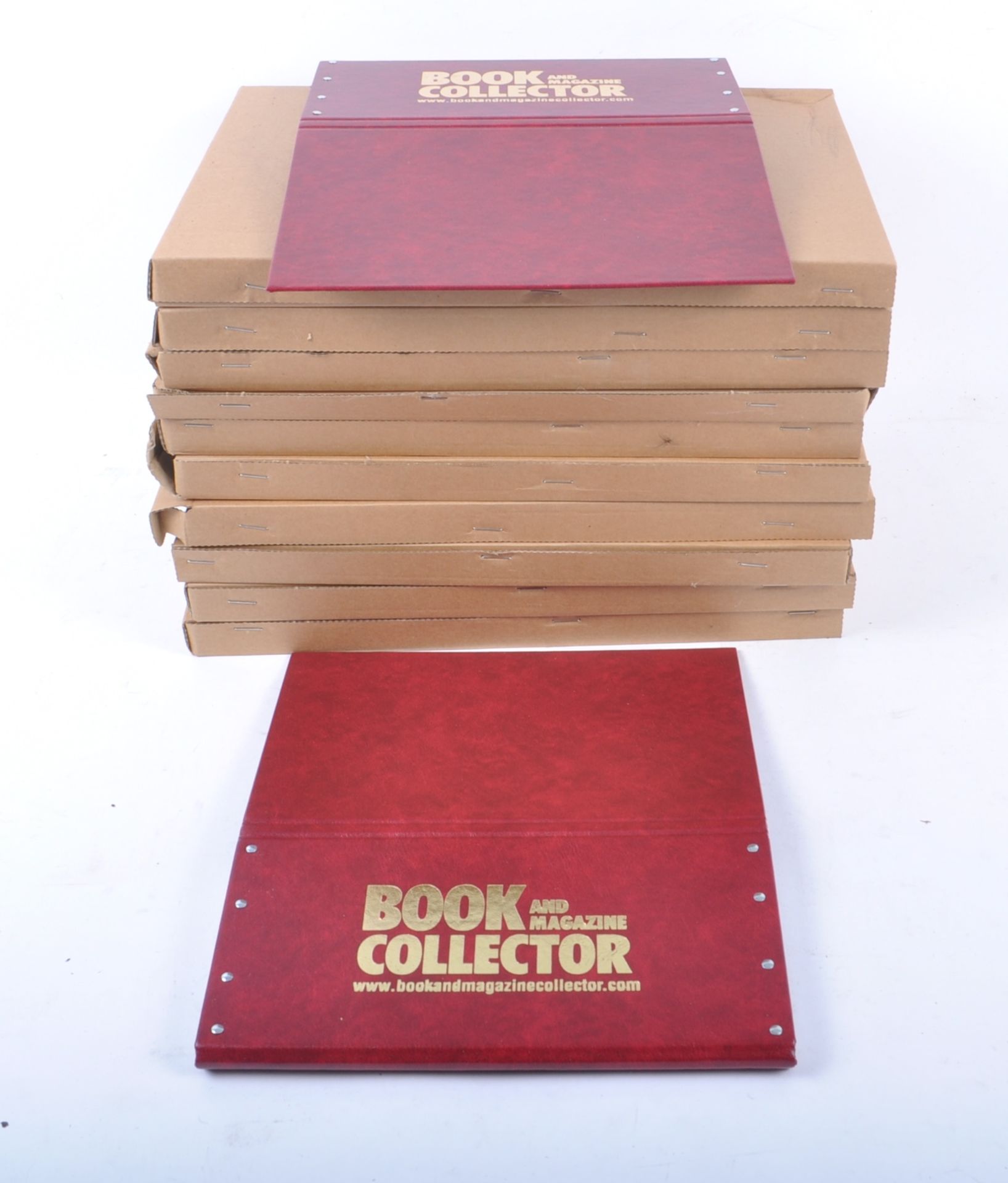 LARGE QUANTITY OF THE BOOK & MAGAZINE COLLECTOR ANNUAL - Image 4 of 4