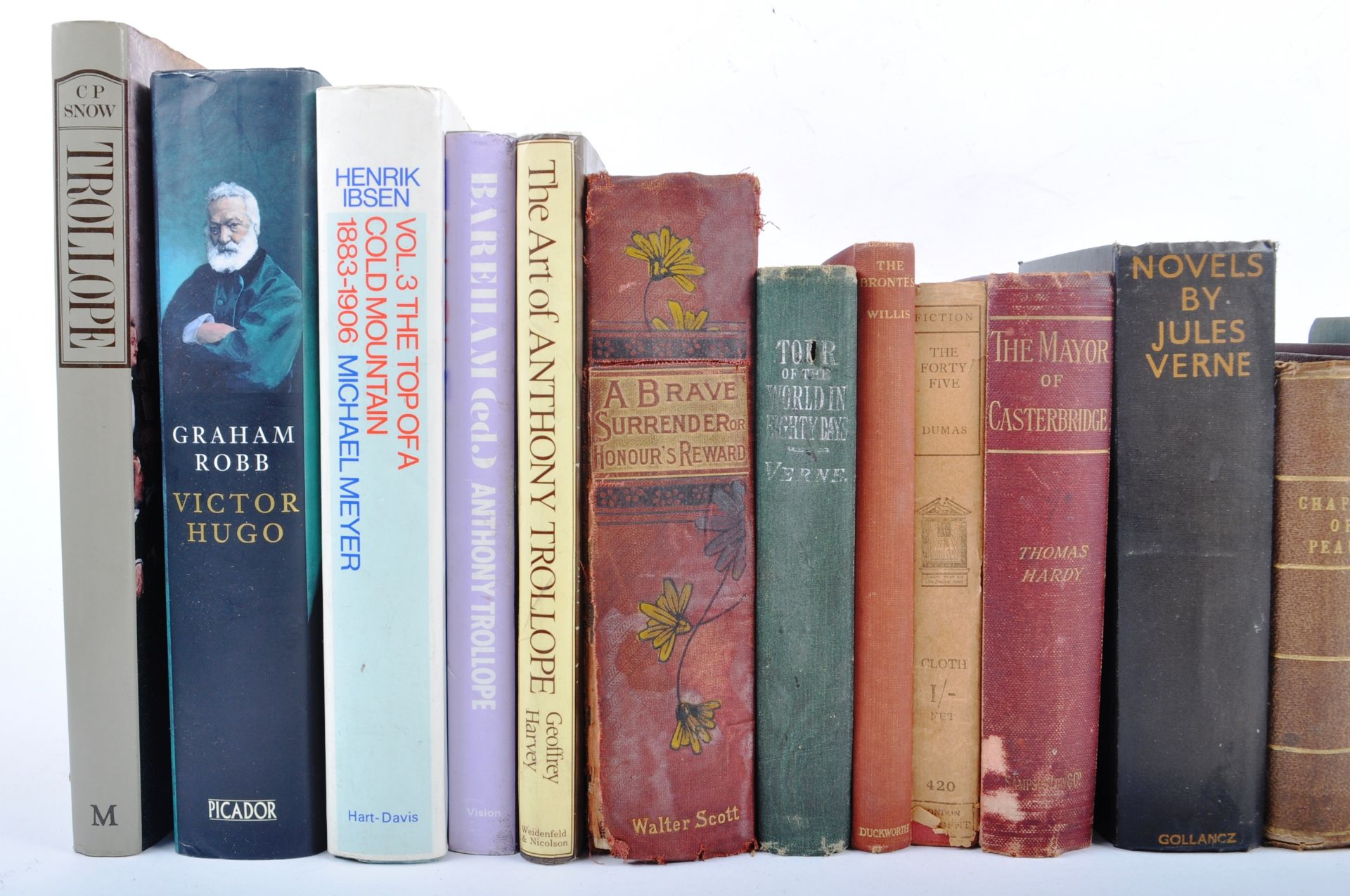 COLLECTION OF 19TH / 20TH FICTION BOOKS - Image 2 of 6