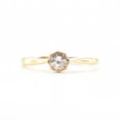 VINTAGE 18CT GOLD & DIAMOND SOLITAIRE RING