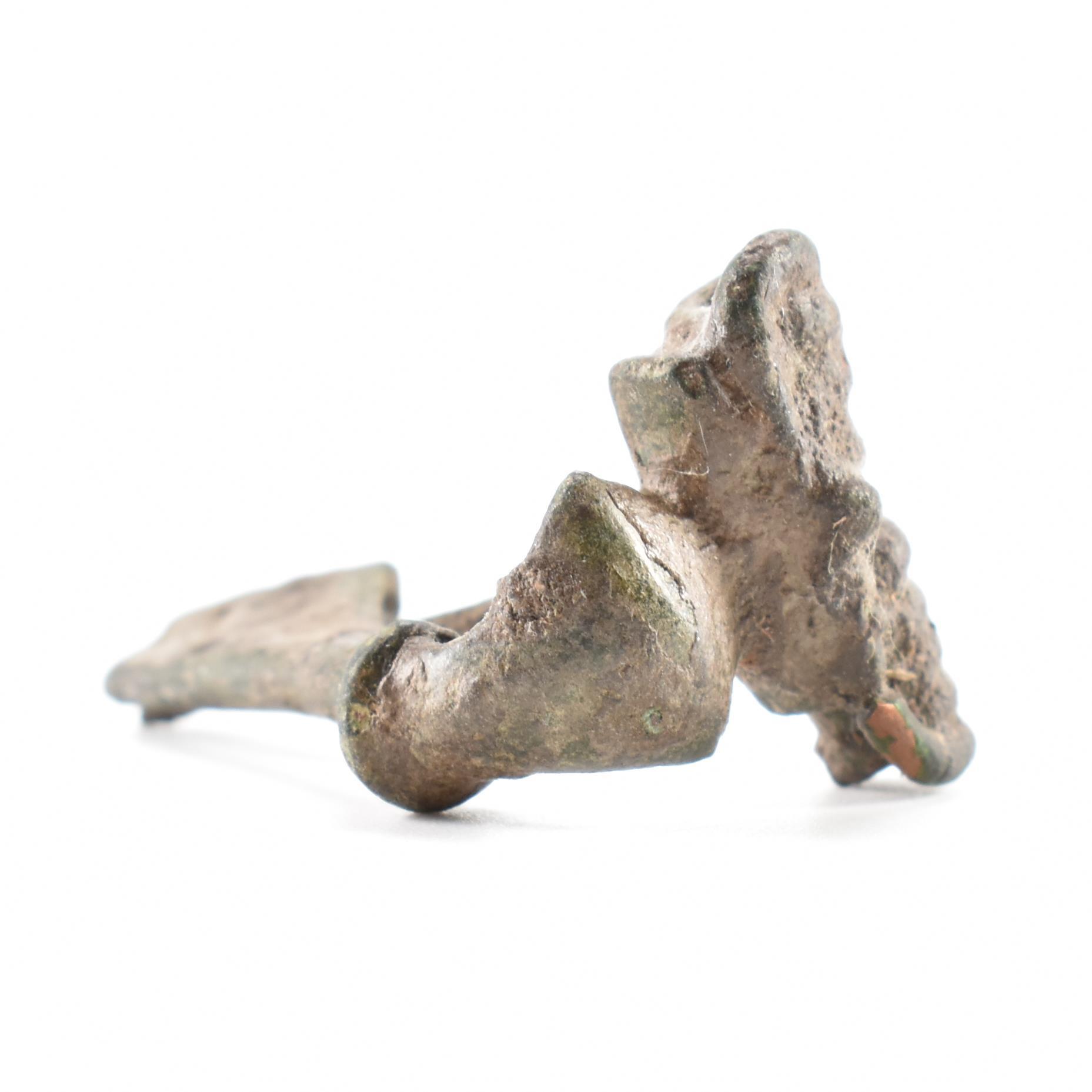 ROMAN ANTIQUITIES - FIBULA BROOCH - Image 3 of 5