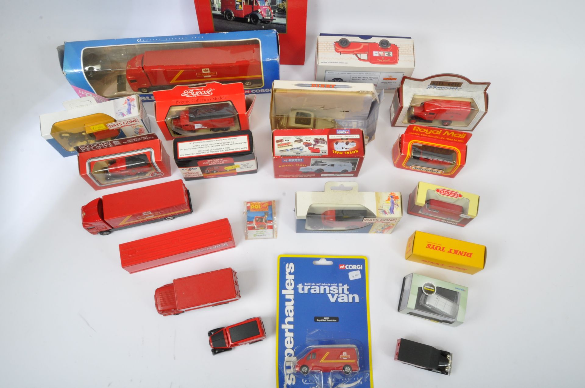 COLLECTION OF ASSORTED DIECAST OF ROYAL MAIL INTEREST - Image 2 of 5