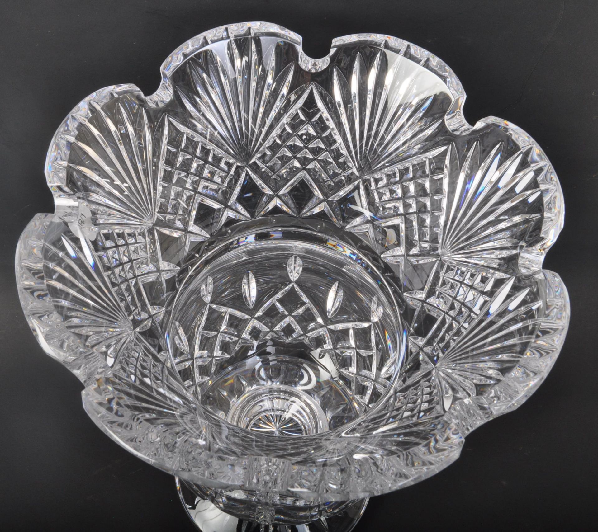 WATERFORD CRYSTAL LISMORE THISTLE GLASS VASE - NOS - Image 4 of 5