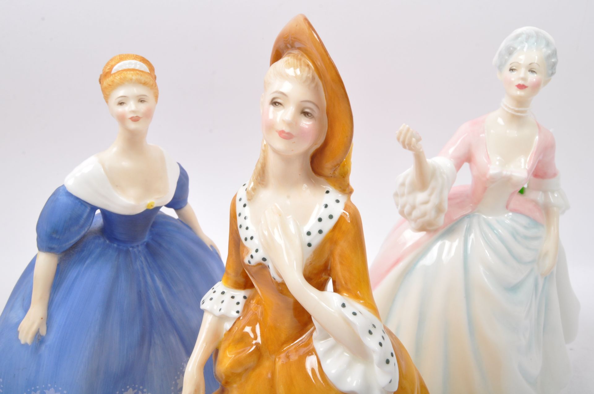 ASSORTMENT OF VINTAGE ROYAL DOULTON BONE CHINA FIGURES - Image 5 of 6