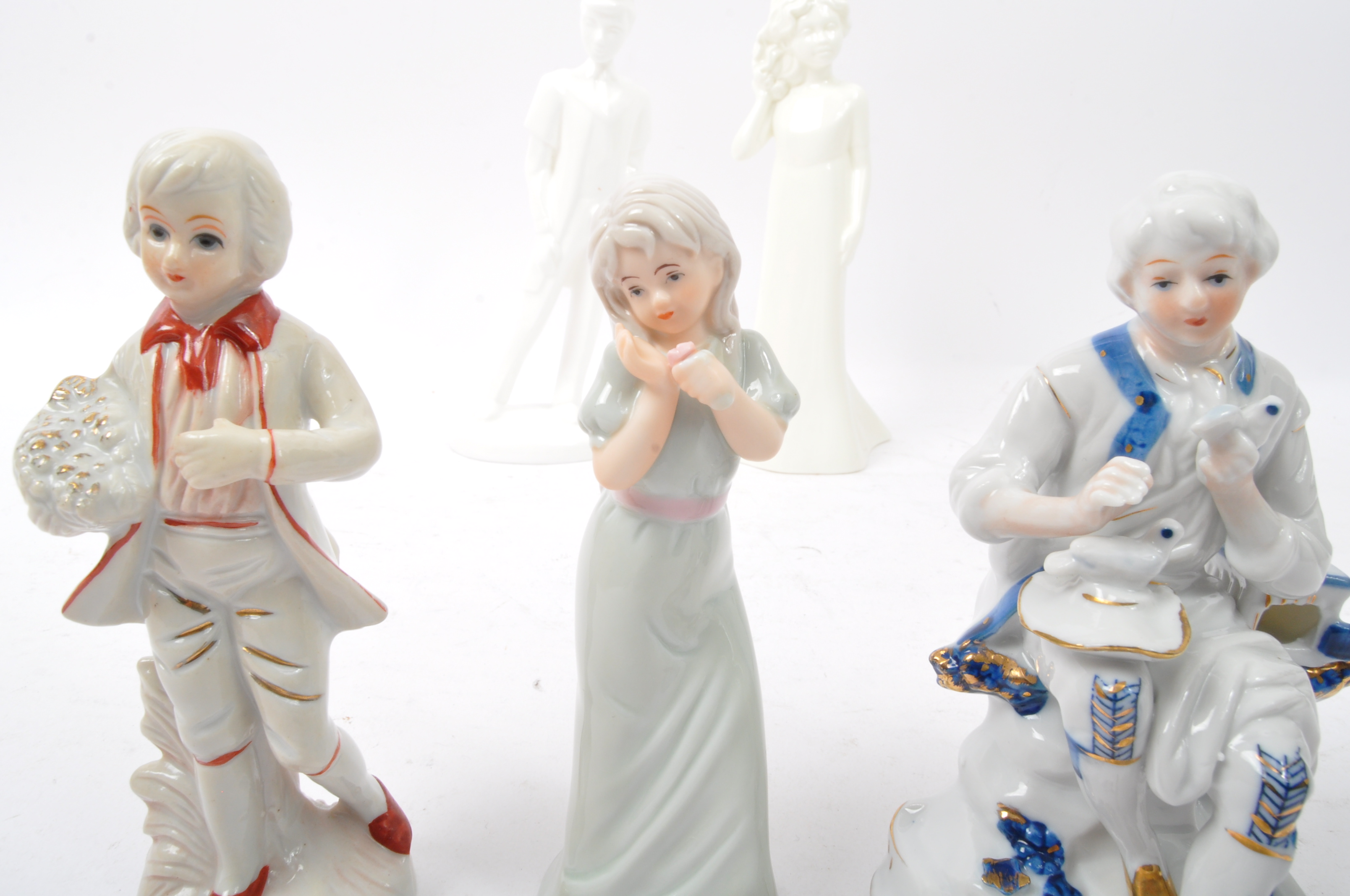 COLLECTION OF 20TH CENTURY FIGURES - ROYAL DOULTON - Image 4 of 6