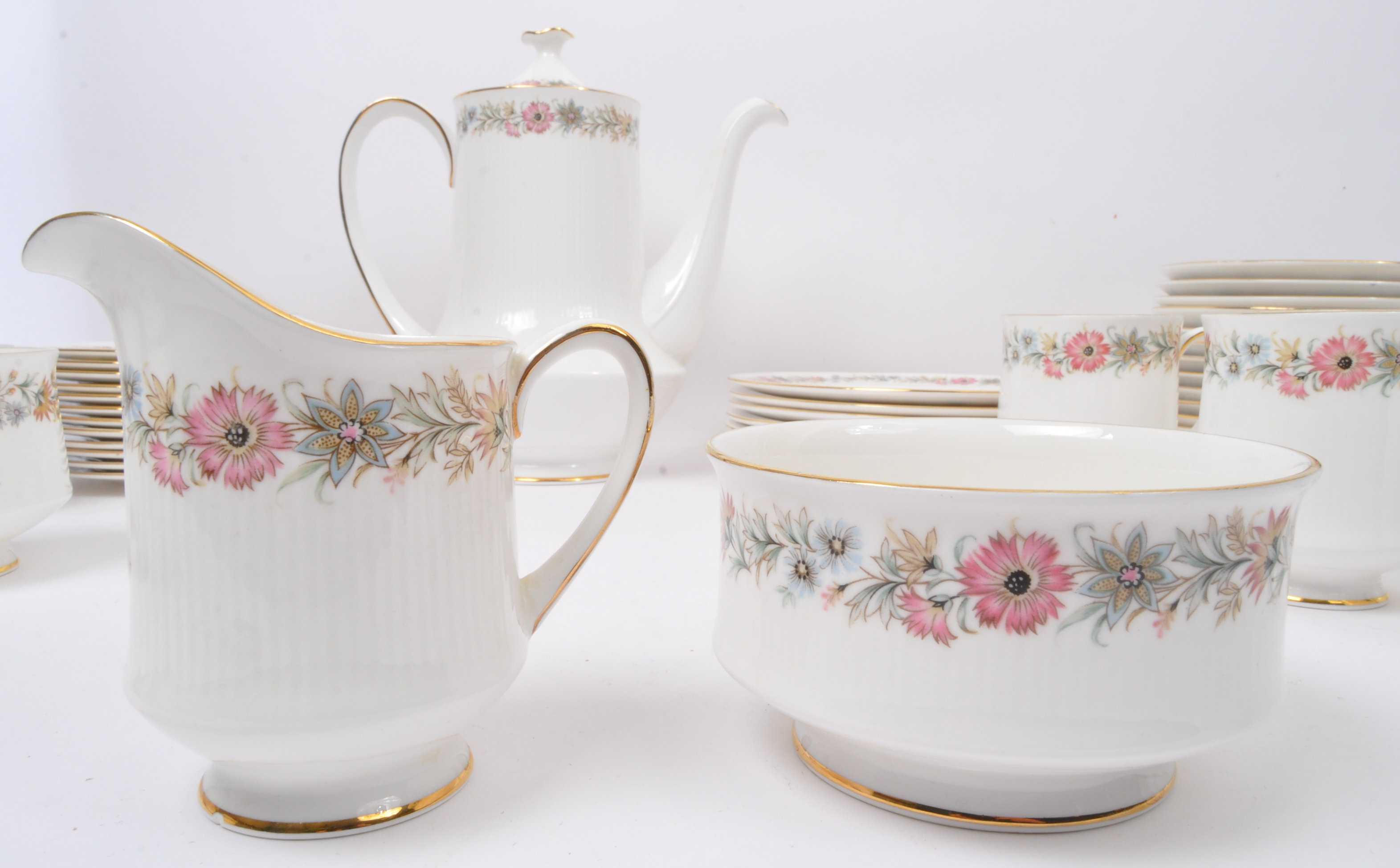 CONTEMPORARY ROYAL ALBERT PARAGON 'BELINDA' CHINA COFFEE SET - Image 4 of 6