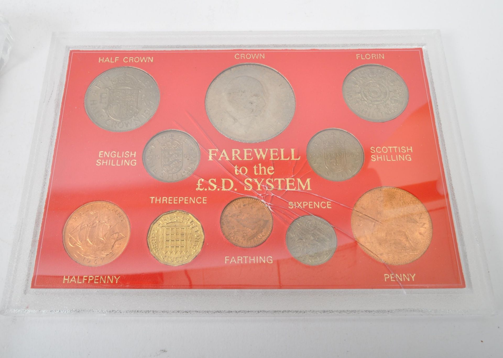 COLLECTION OF VINTAGE COMMEMORATIVE UK COIN SETS - Image 3 of 5
