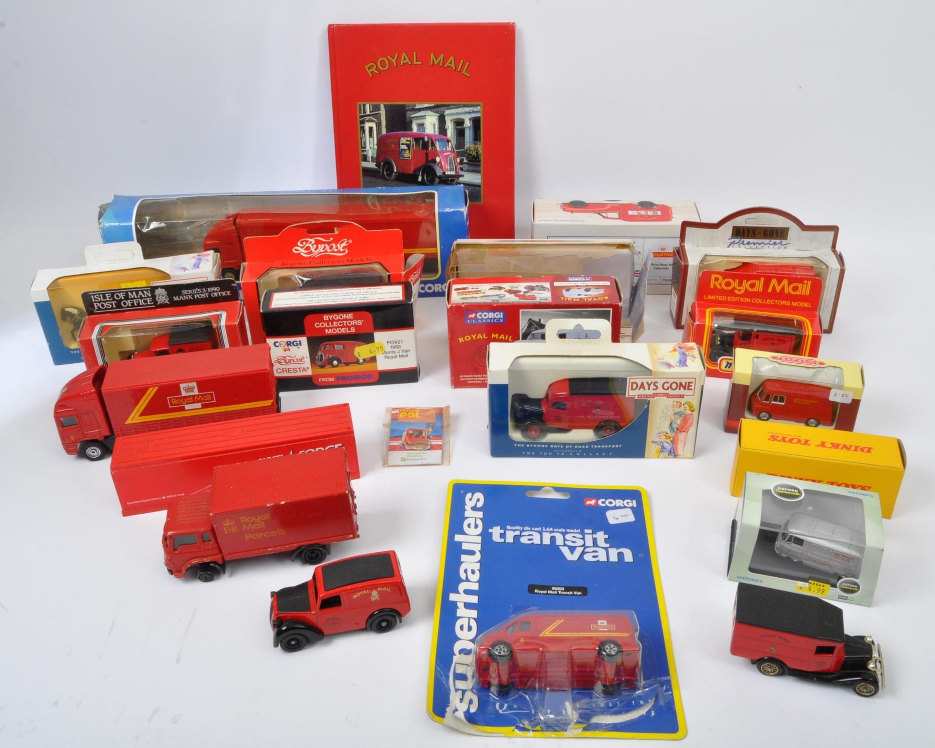 COLLECTION OF ASSORTED DIECAST OF ROYAL MAIL INTEREST