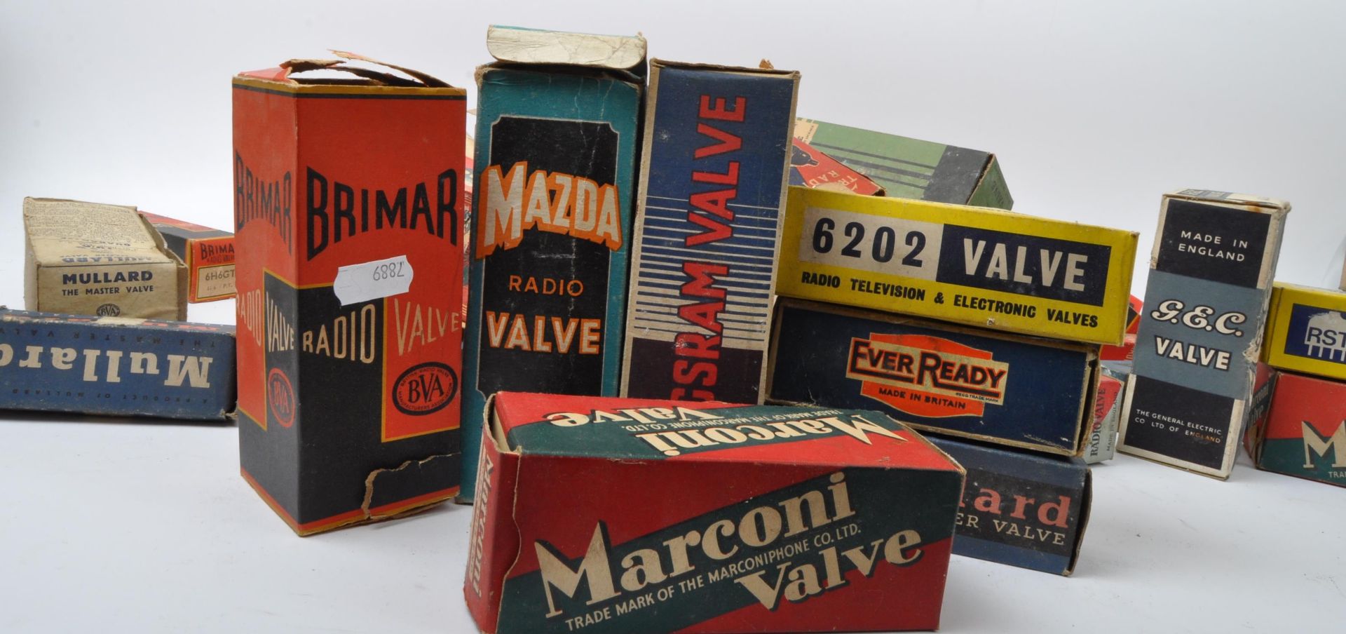 LARGE COLLECTION VINTAGE BOXED VALVES - MAZDA - MULLARD - BRIMAR - Image 5 of 5