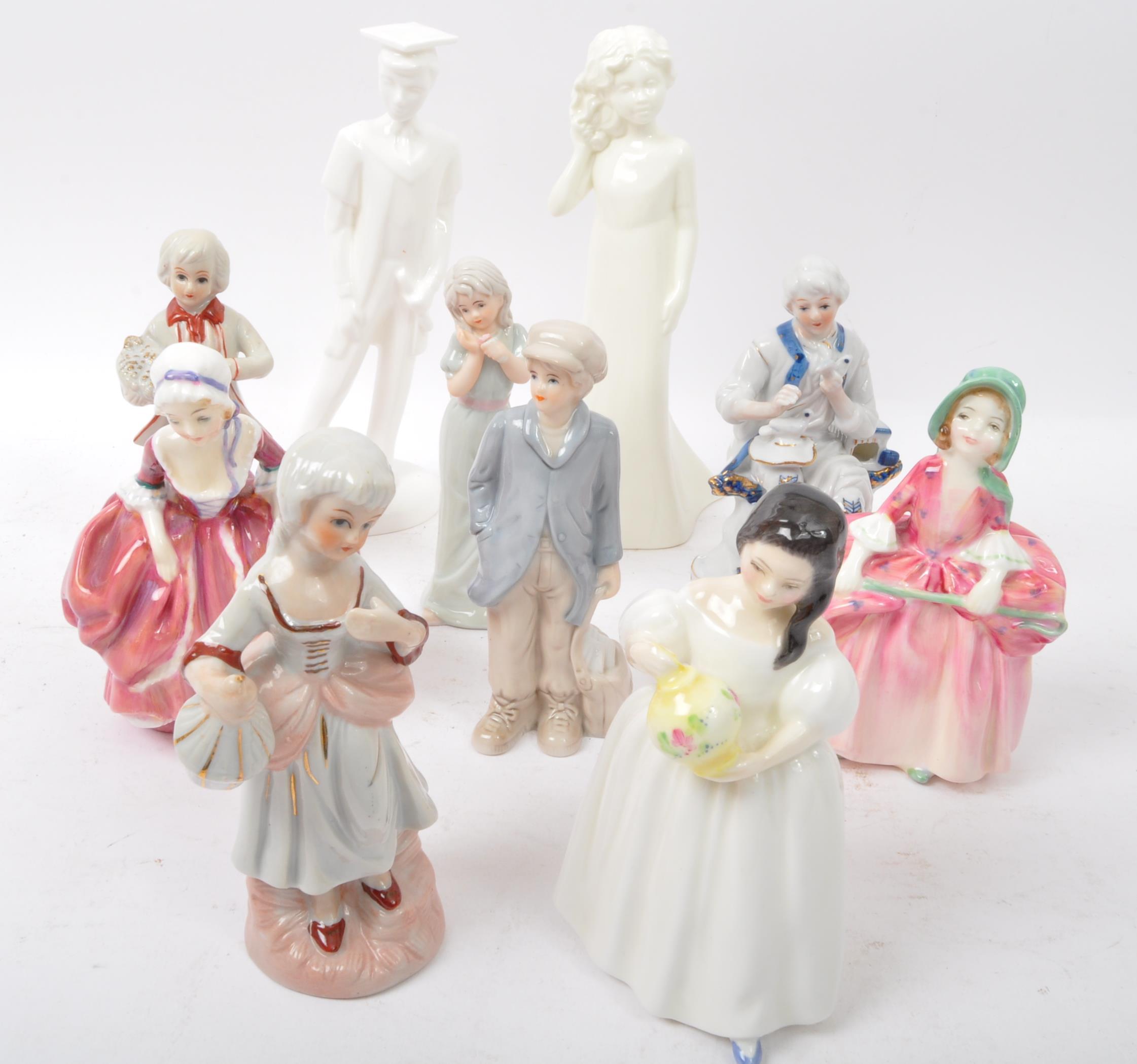 COLLECTION OF 20TH CENTURY FIGURES - ROYAL DOULTON