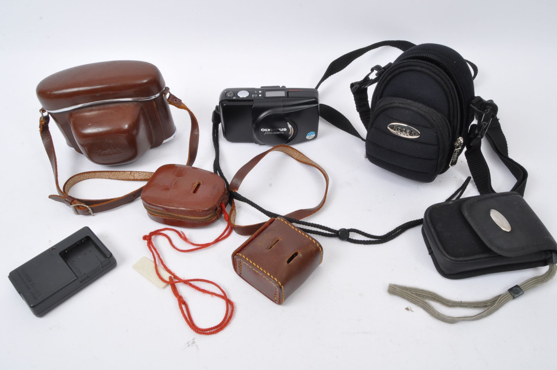 COLLECTION OF VINTAGE CAMERAS - RETINETTE - OLYMPUS