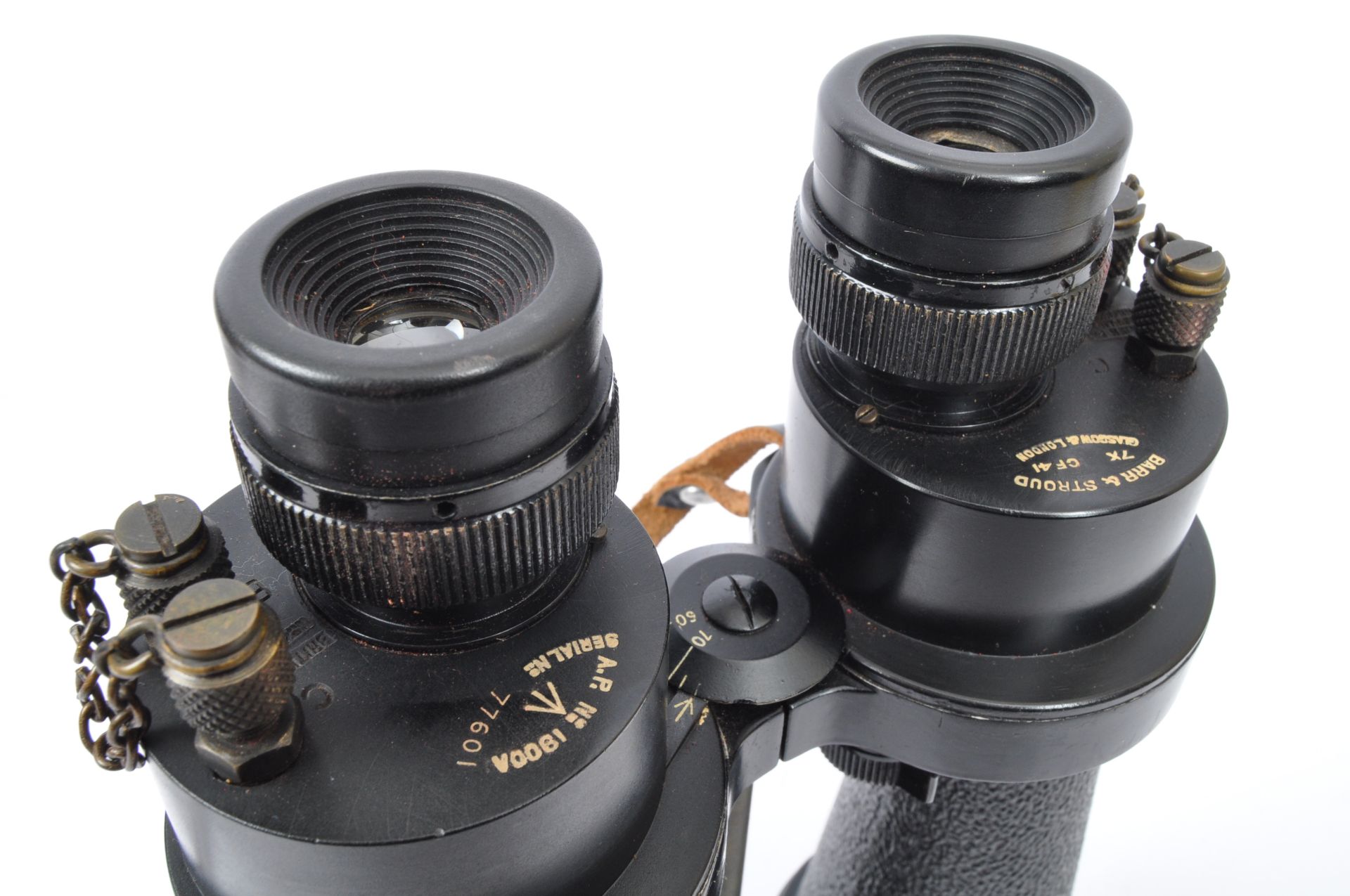 PAIR OF 1934 MILITARY BARR & STROUD 7X CF 41 BINOCULARS - Image 4 of 5