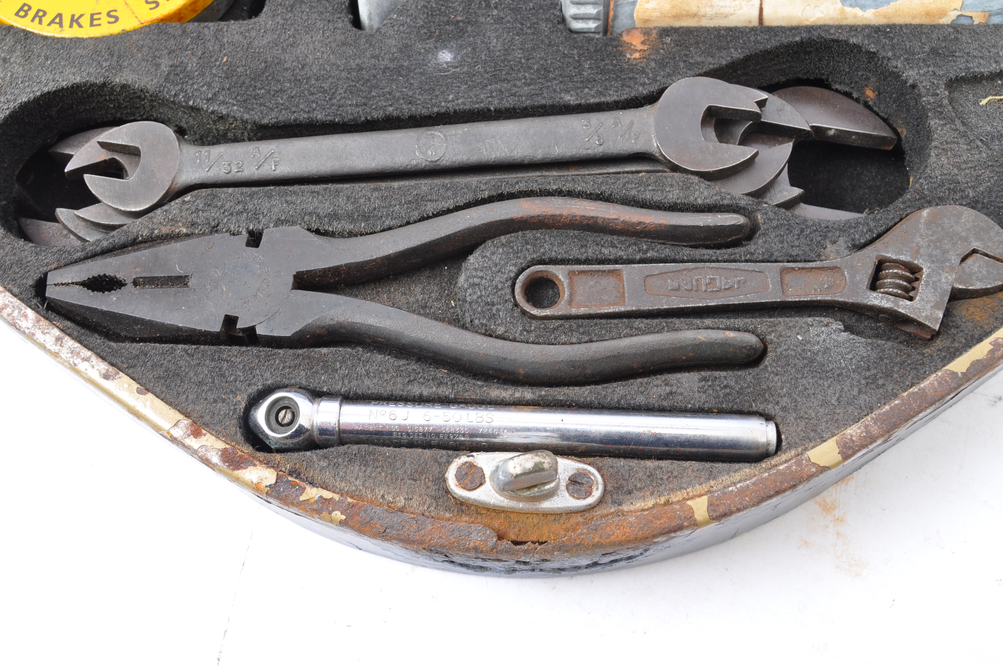 20TH CENTURY VINTAGE JAGUAR CAR TOOL KIT - Image 5 of 5