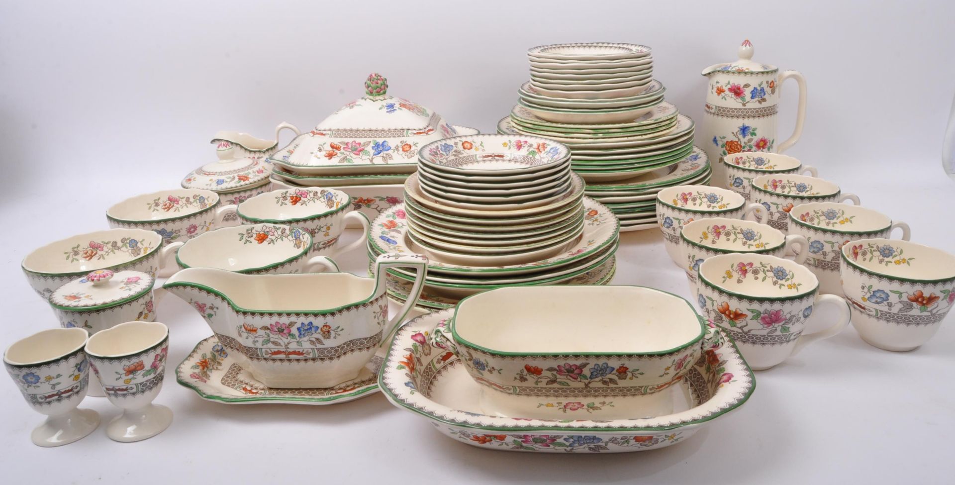 EARLY 20TH CENTURY COPELAND SPODE 'CHINESE ROSE' DINNERWARE - Image 2 of 8